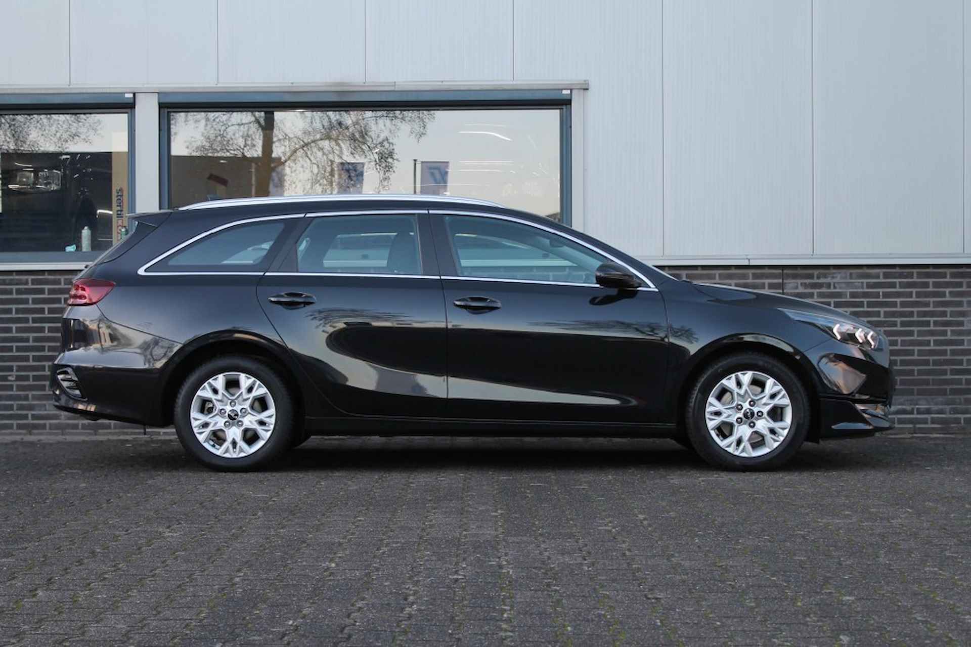 KIA Ceed 1.0 T-GDI MHEV Automaat Dynamicline - Apple/Android CarPlay - 11/25