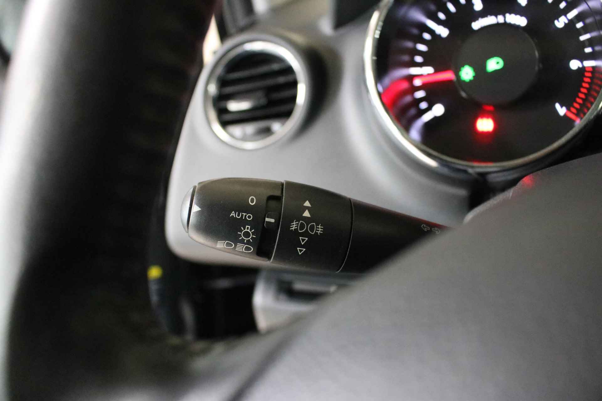 Peugeot 3008 1.6 VTi ST 120 PK. CLIMA | CRUISE | NAVI | LICHTMETAAL | PANORAMA | NETTE AUTO. - 18/36