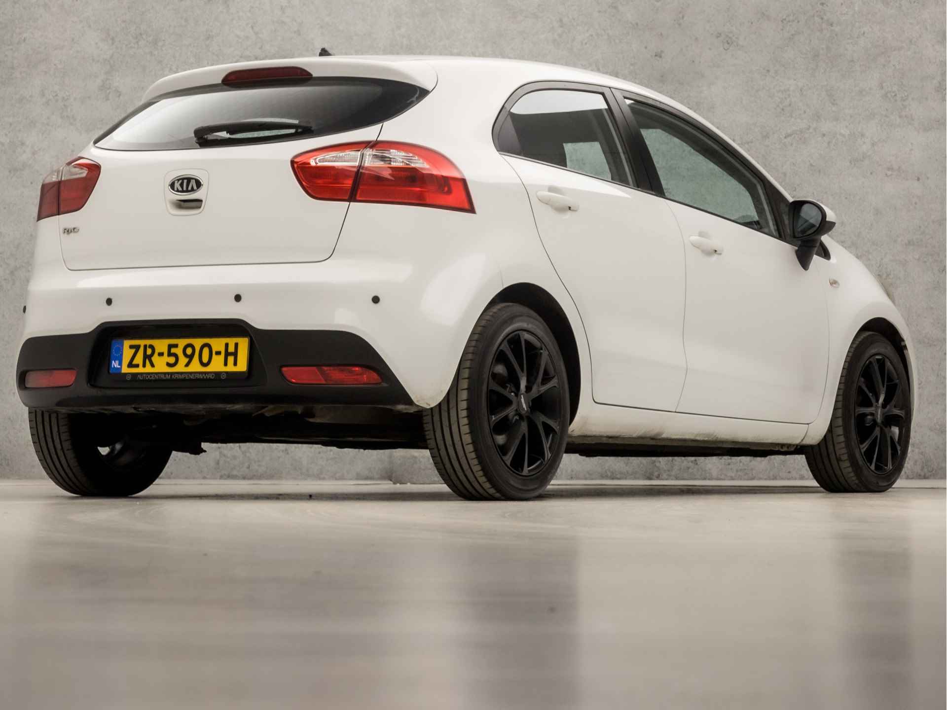 Kia Rio 1.4 CVVT Super Sport (5 DEURS, AIRCO, LM VELGEN, PARKEERSENSOREN, SPORTSTOELEN, MULTIFUNCTIONEEL STUURWIEL, ELEK RAMEN, NIEUWSTAAT) - 5/30