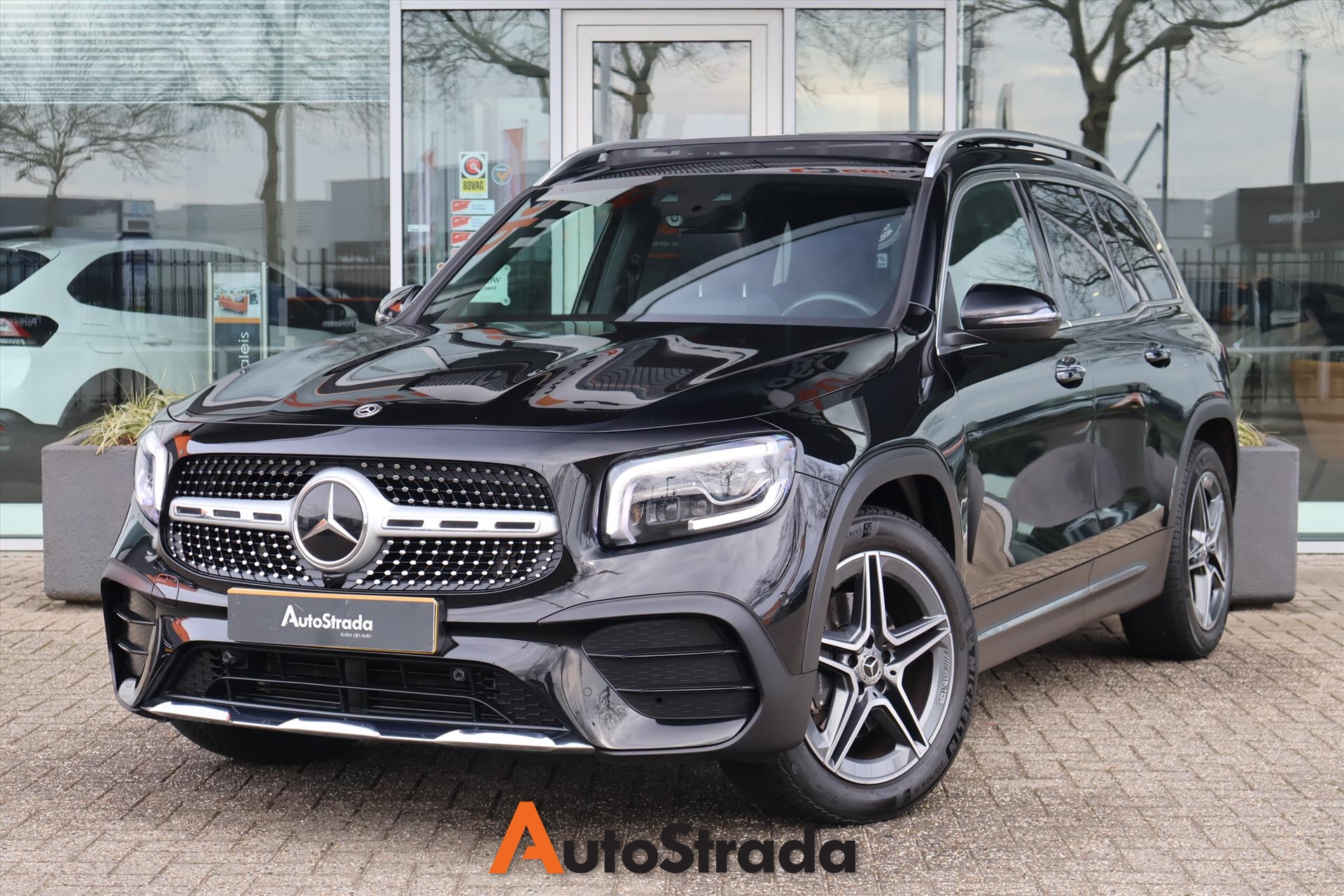 Mercedes GLB 200 AMG-Line 163PK 7G-DCT | Pano | ACC | Sfeer | Memory | Multibeam | Camera | Trekhaak | Carplay