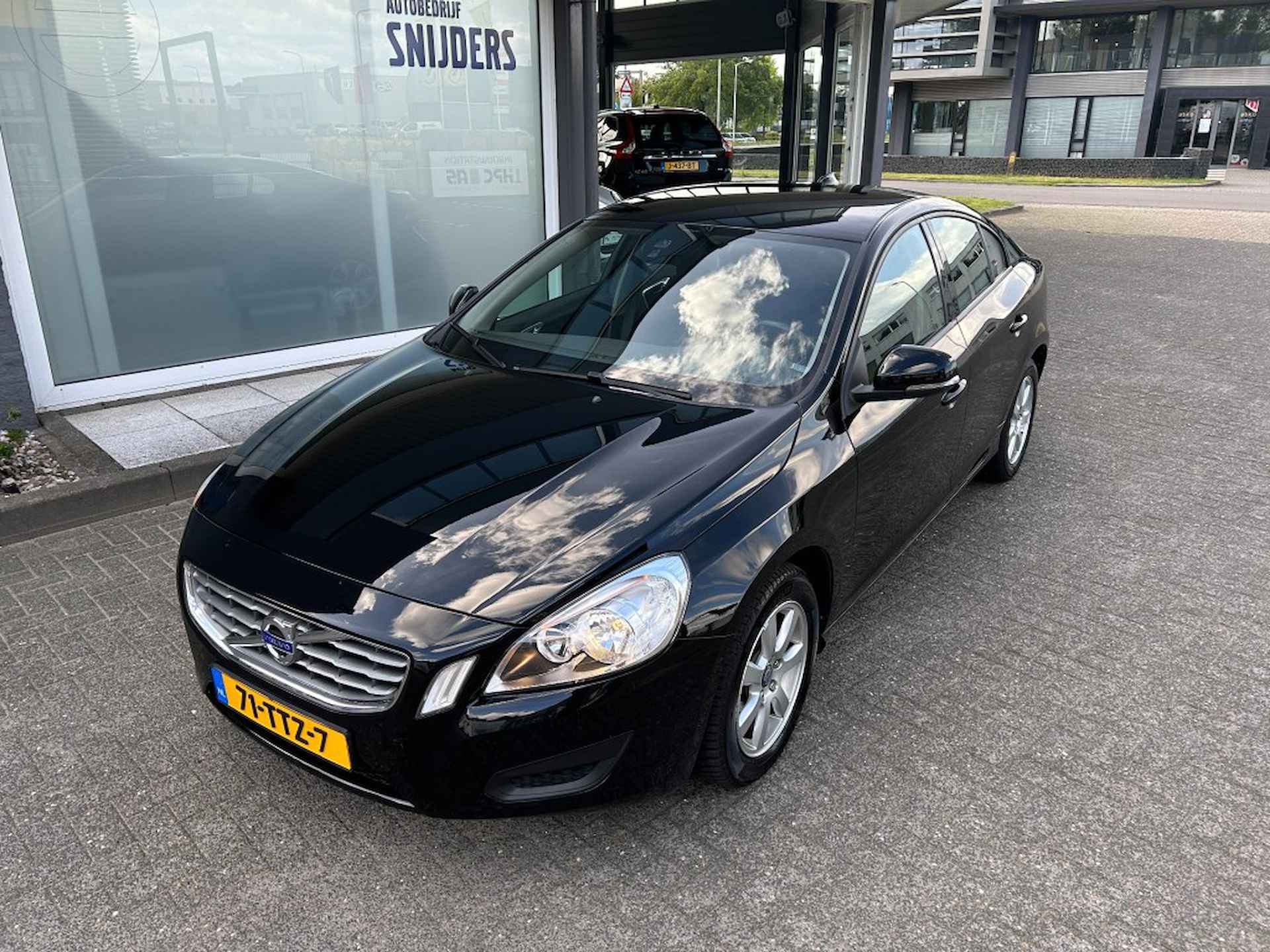 VOLVO S60 T3 1.5i BUSINESS _ INTRO - Navigatie - 3/31