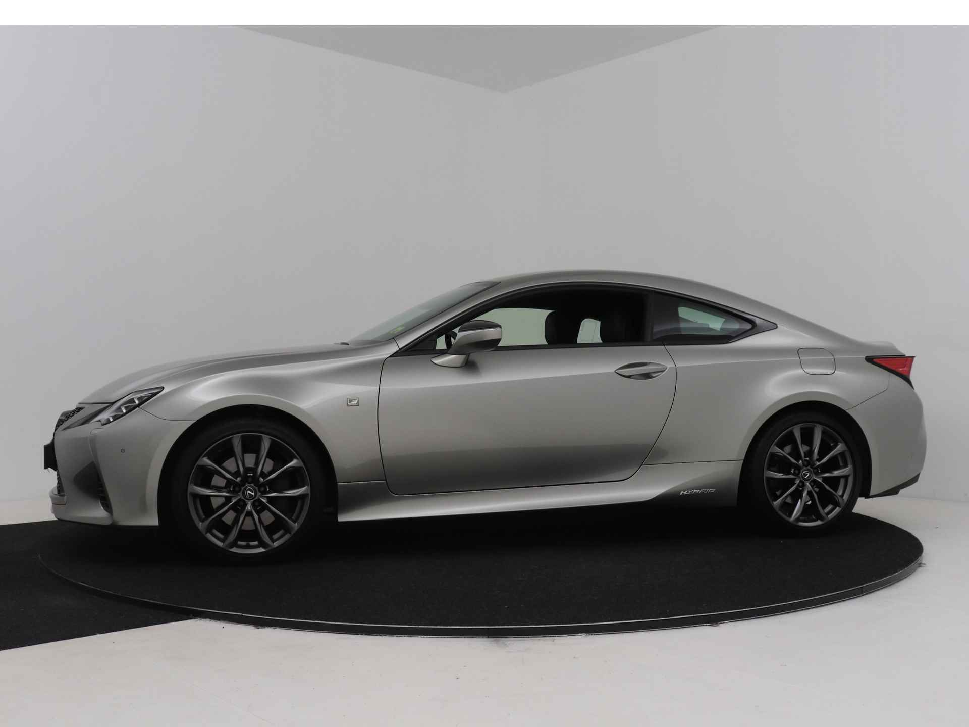 Lexus RC 300h F Sport Line Limited | Mark Levinson Audio | Navigatie | Stoelgeheugen | Stuur-/Stoelverwarming | Stoelverkoeling | Dodehoek Detectie | Ruitenwisser ontdooier | - 4/50