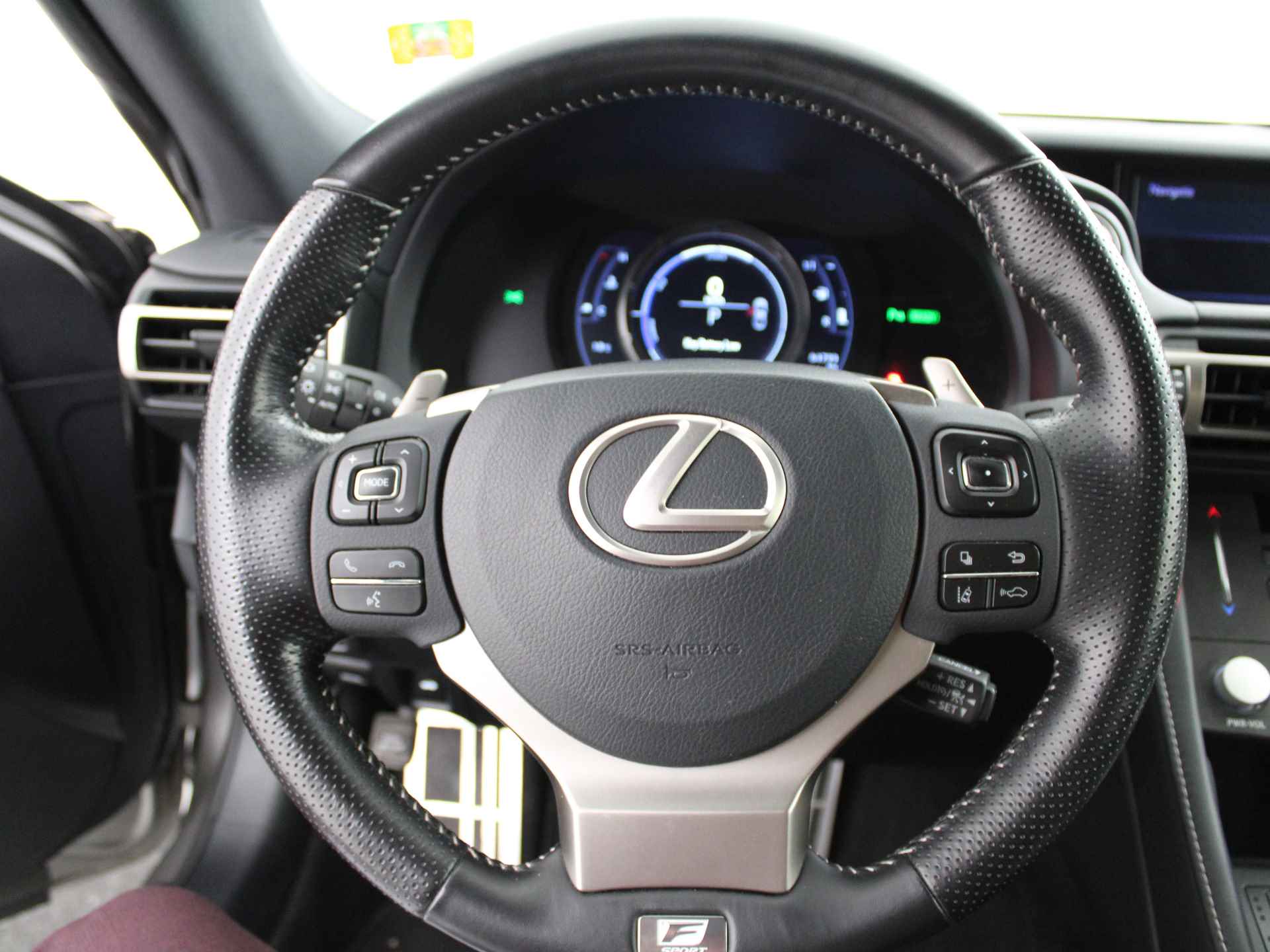 Lexus RC 300h F Sport Line Limited | Mark Levinson Audio | Navigatie | Stoelgeheugen | Stuur-/Stoelverwarming | Stoelverkoeling | Dodehoek Detectie | Ruitenwisser ontdooier | - 6/50