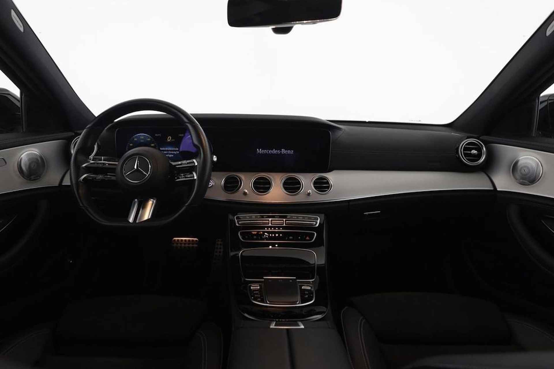 Mercedes-Benz E-Klasse Estate 400 d 4MATIC AMG Line 330 PK Burmester Luchtvering Widescreen Cockpit 19 Inch Navi LED - 9/16