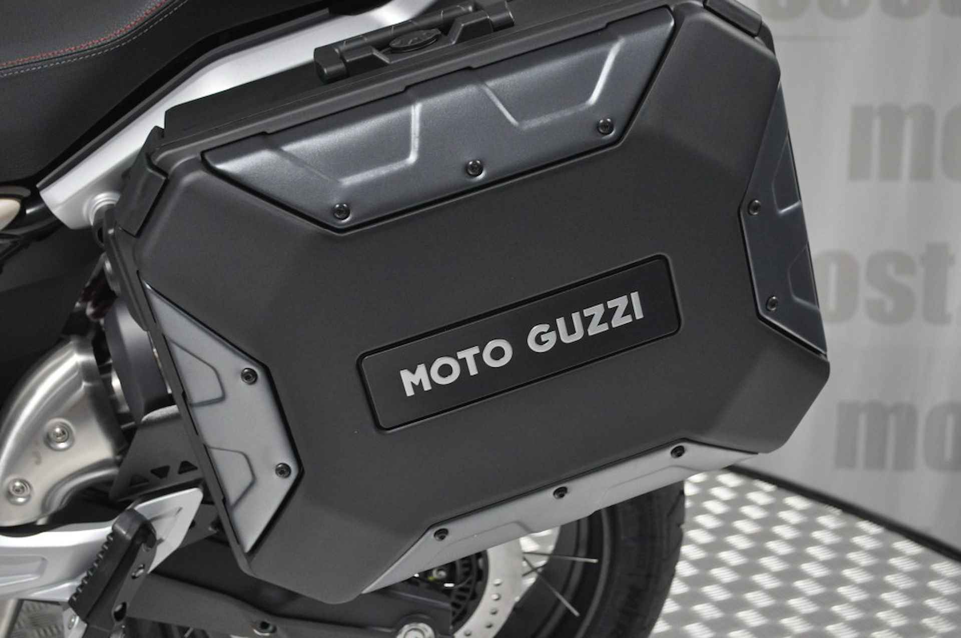 MOTO GUZZI V 85 Tt TRAVEL - 9/24