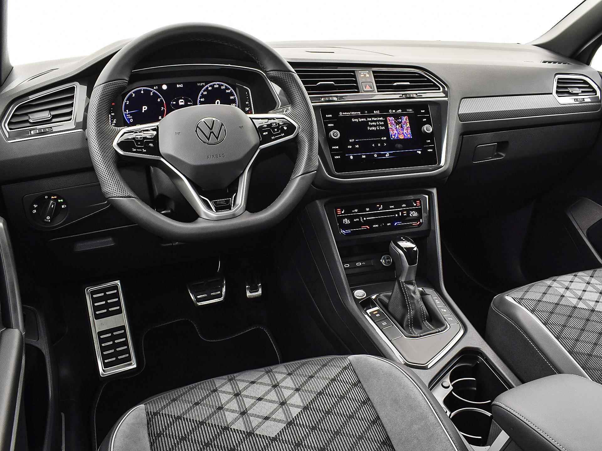 Volkswagen Tiguan Allspace R-Line Business 1.5 110 kW / 150 pk TSI SUV 7 vers · Achteruitrijcamera · Assistance pakket · Derde zitrij · Trekhaak incl. trailer assist · - 6/38