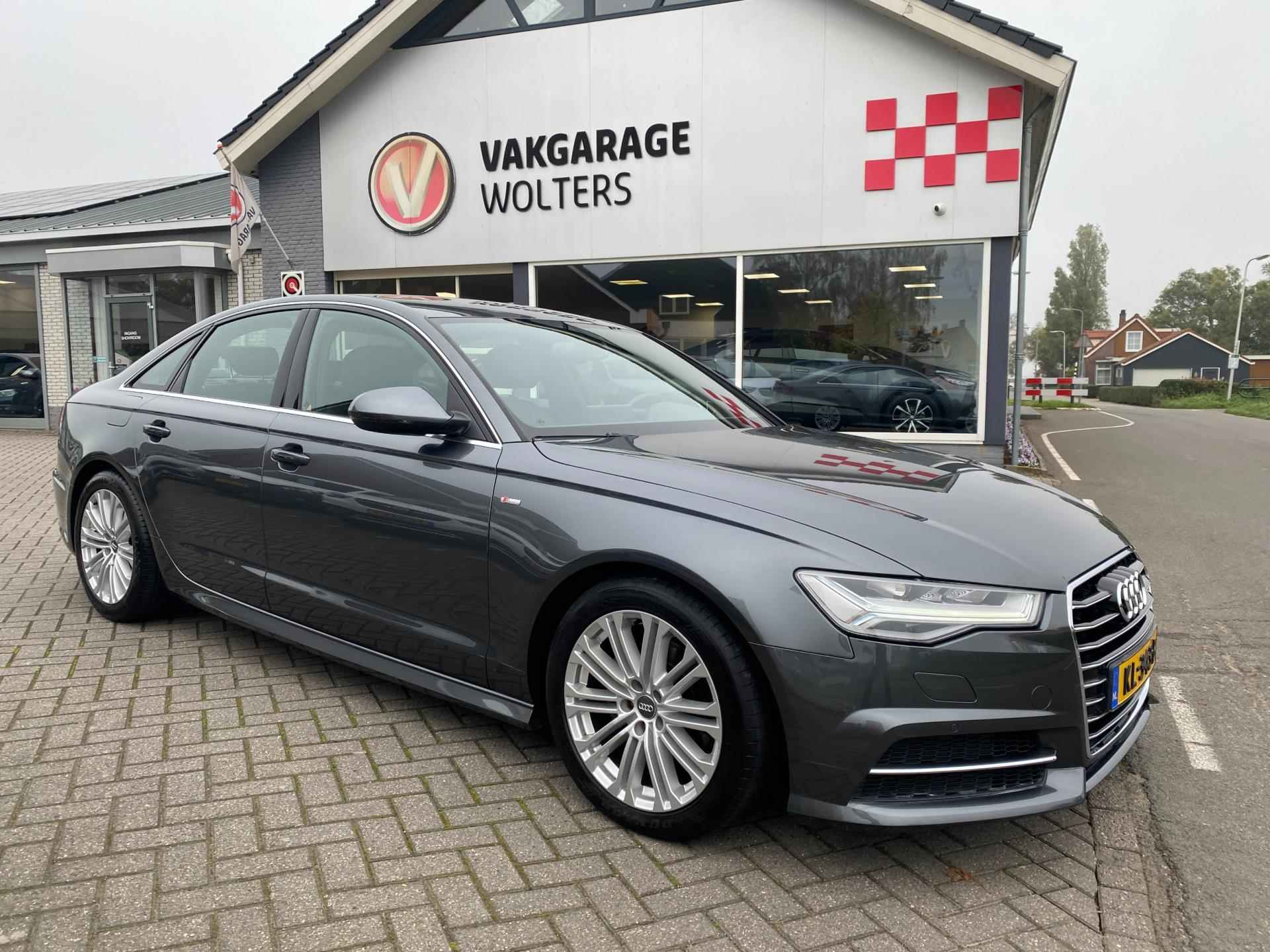 Audi A6 Limousine 1.8 TFSI ultra Adrenalin Sport - 2/15