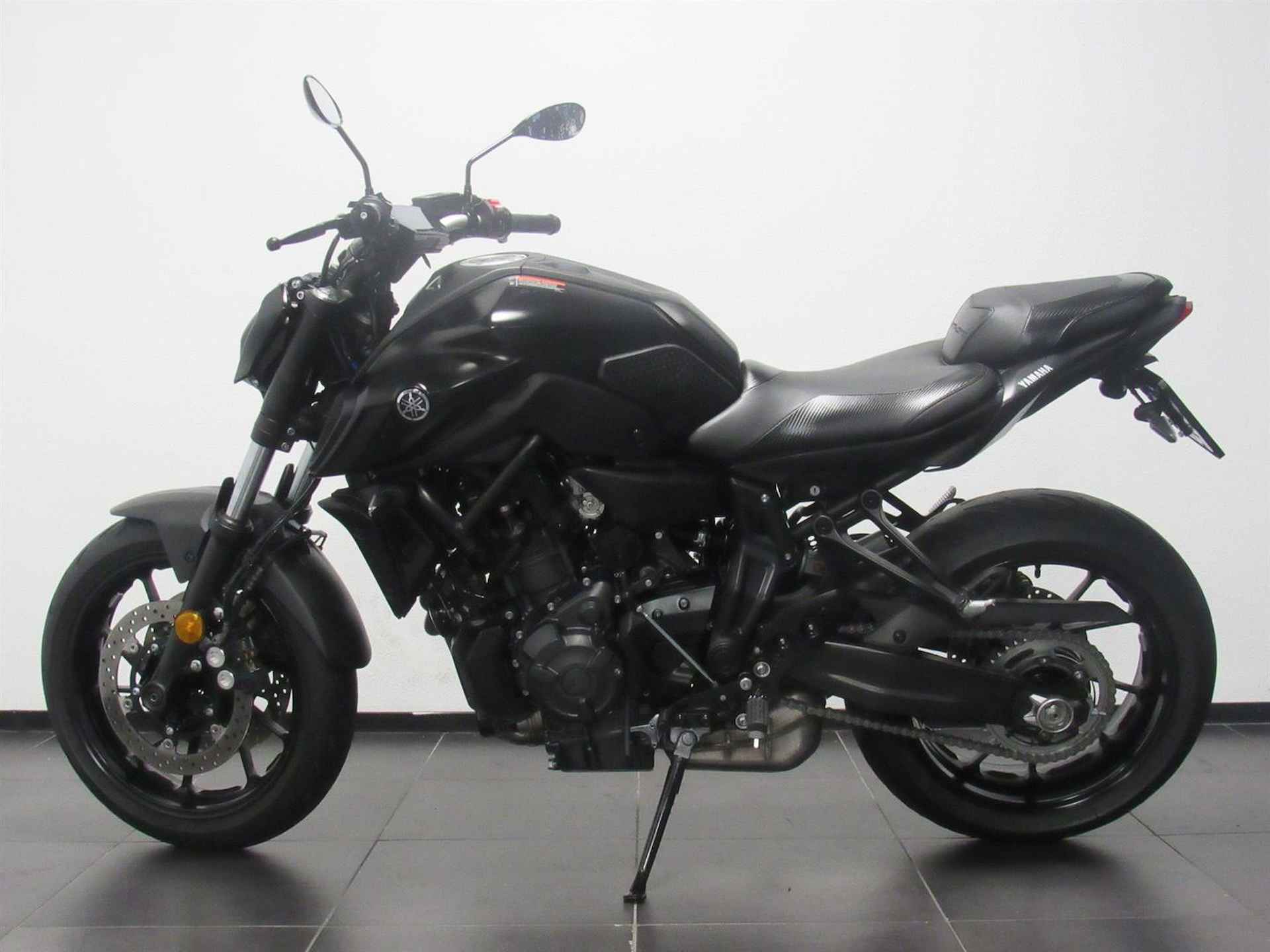 Yamaha MT-07 ABS - 2022 - 4/7