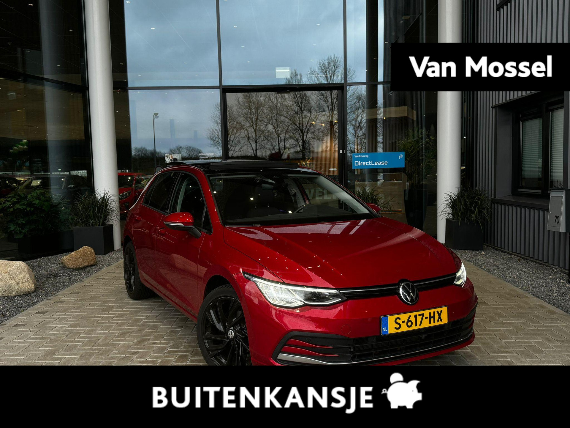 Volkswagen Golf 1.0 eTSI Life  | Automaat | Elektrisch Glazen Panorama-Dak | Apple Carplay/Android Auto | Cruise Control Adaptief | Line Assist | DAB | Zwarte Velgen | 12 Maanden Garantie |