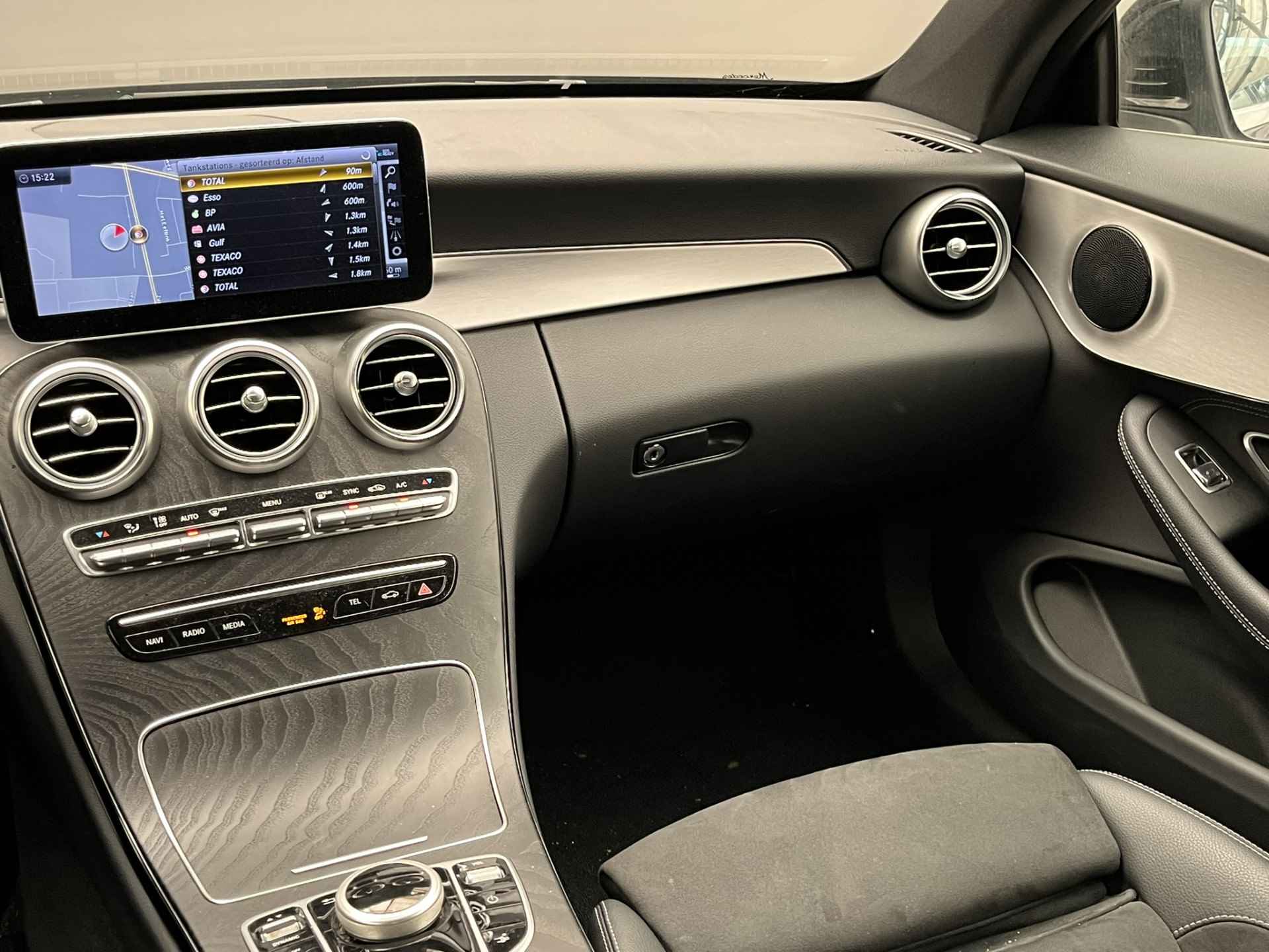 Mercedes-Benz C-Klasse Coupé 200 Advantage Pack | AMG | Camera | Leder/Stof | Clima | 18'' Lichtmetaal | Navigatie | Groot Scherm | Digitaal Instrumenten Paneel | Carplay | - 28/47