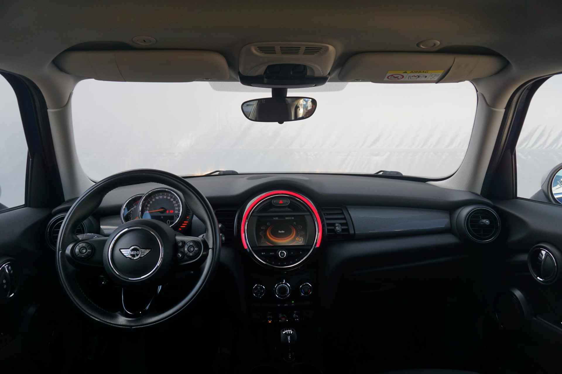 MINI 5-deurs Cooper | Business Editon | Navigatie + Cruise Control - 8/22