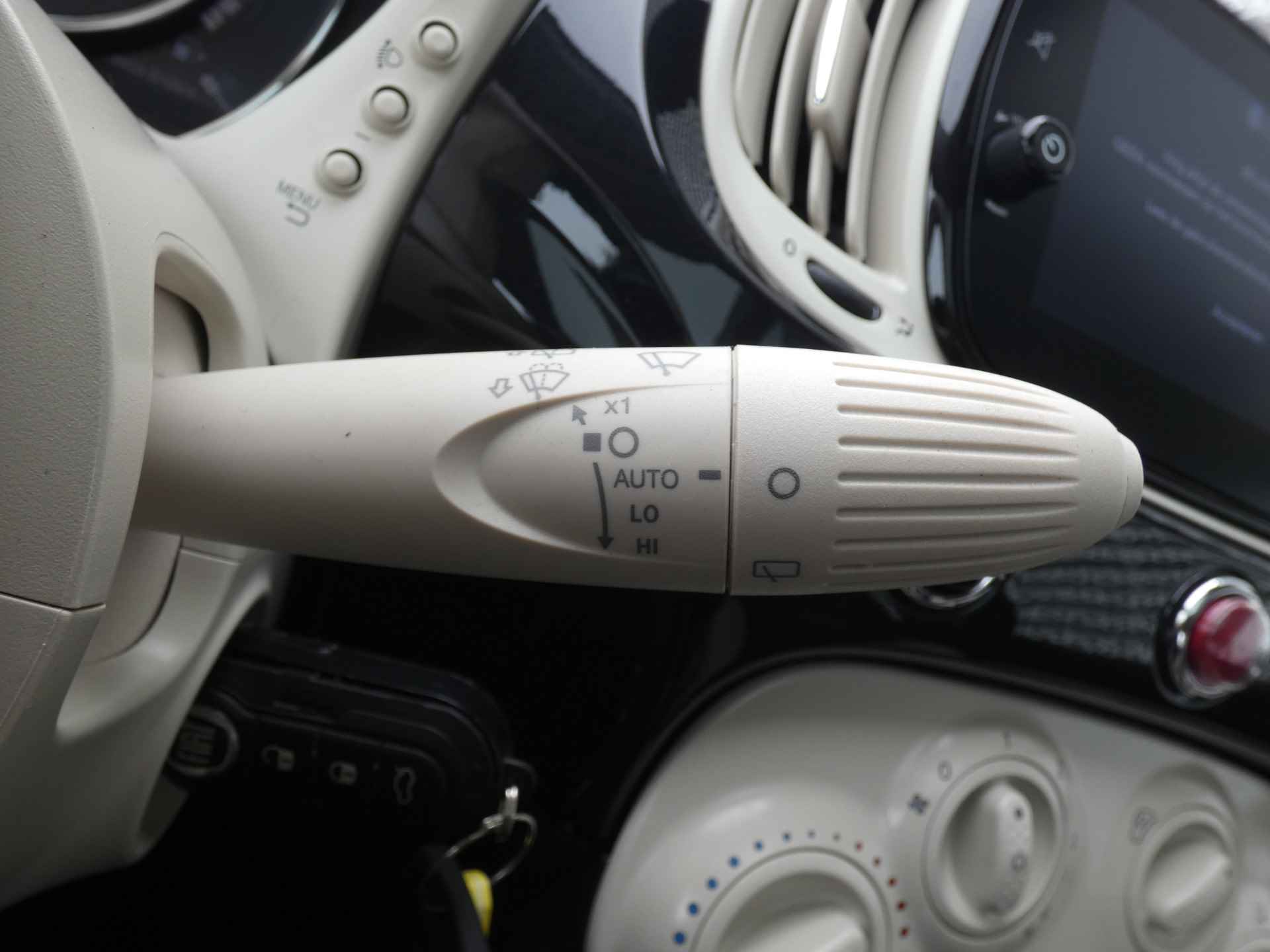 Fiat 500 1.0 70PK Hybrid Dolcevita ! Navigatie | Parkeerhulp | Cruiscontrol ! - 22/30