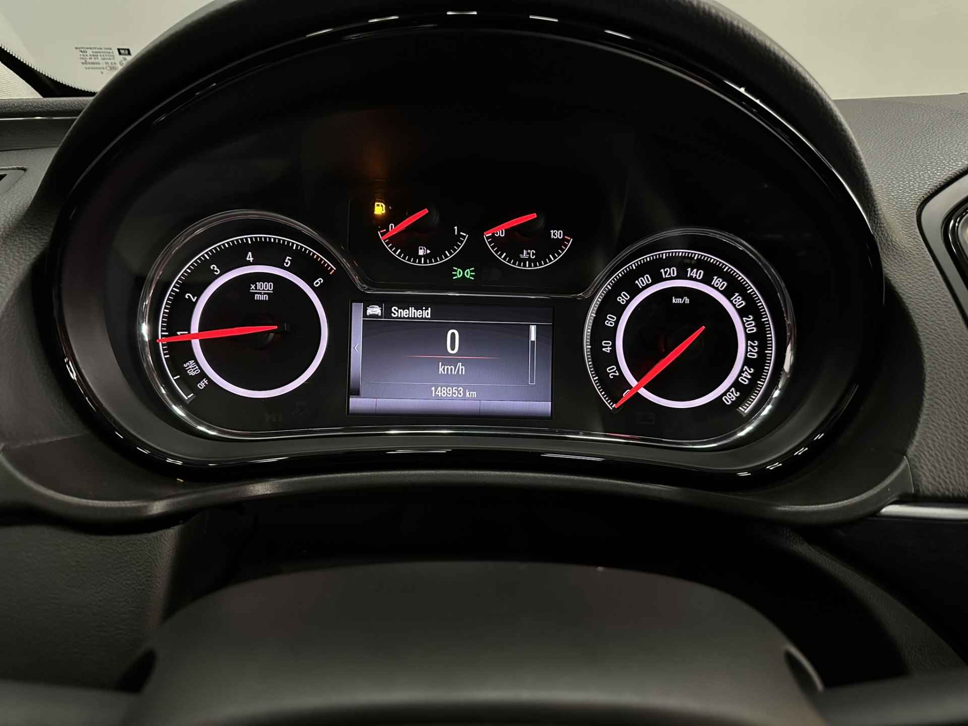 Opel Insignia 1.6 CDTI EcoFLEX Innovation Airco ECC | Xenon | Camera | Trekhaak | Cruise control | Navigatie | Apple Carplay Android Auto | Isofix | - 14/34