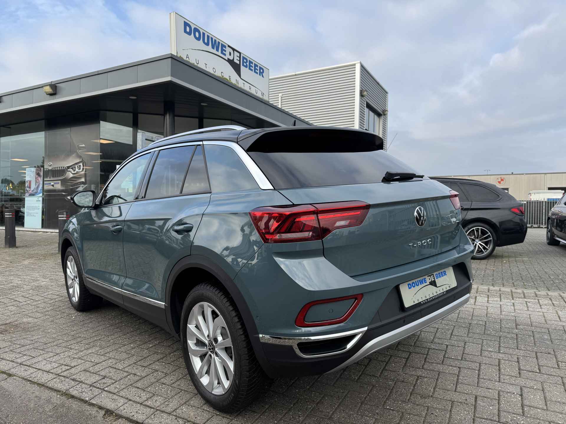 Volkswagen T-Roc 1.5 TSI Style Trekhaak | IQ.Light | Massage | Stoelverw. | Navi | Adapt. Cruise - 2/29