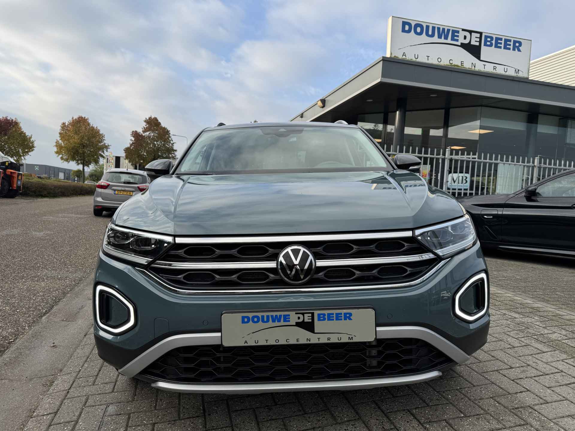 Volkswagen T-Roc 1.5 TSI Style Trekhaak | IQ.Light | Massage | Stoelverw. | Navi | Adapt. Cruise - 4/29