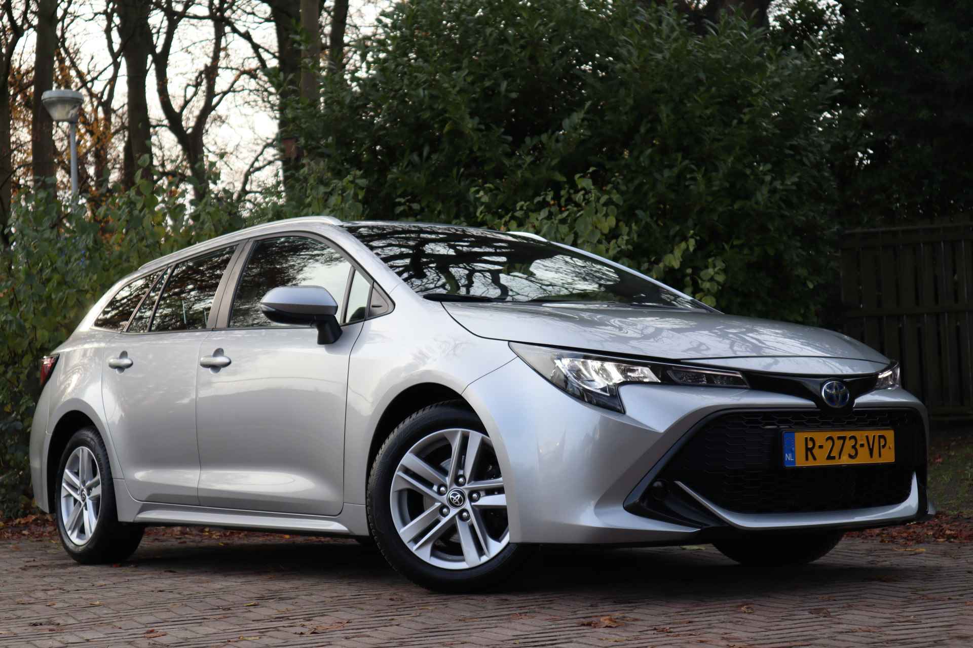 Toyota Corolla Touring Sports 1.8 Hybrid Active | Automaat | Camera | Carplay | - 4/27