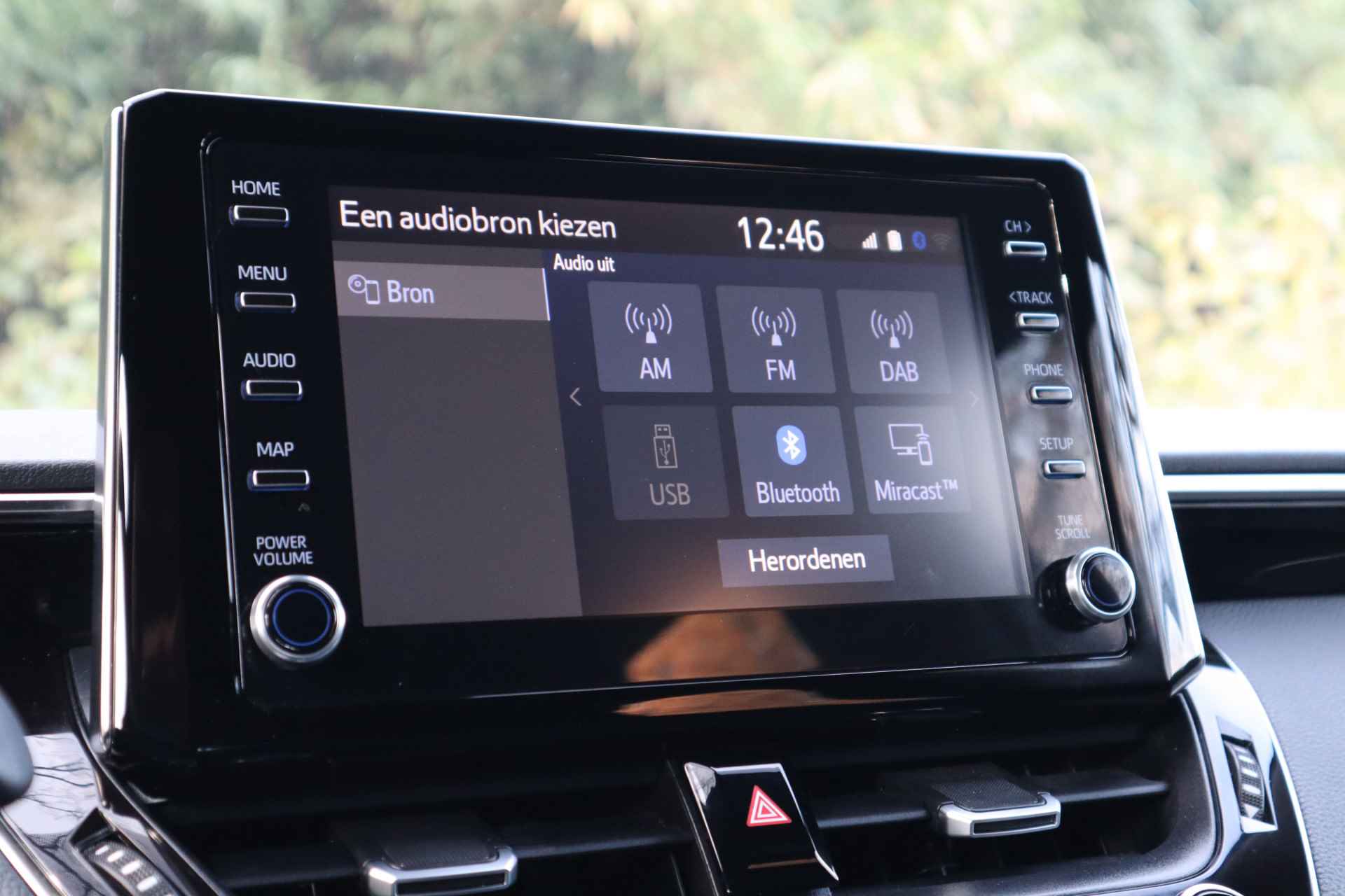 Toyota Corolla Touring Sports 1.8 Hybrid Active | Automaat | Camera | Carplay | - 23/27