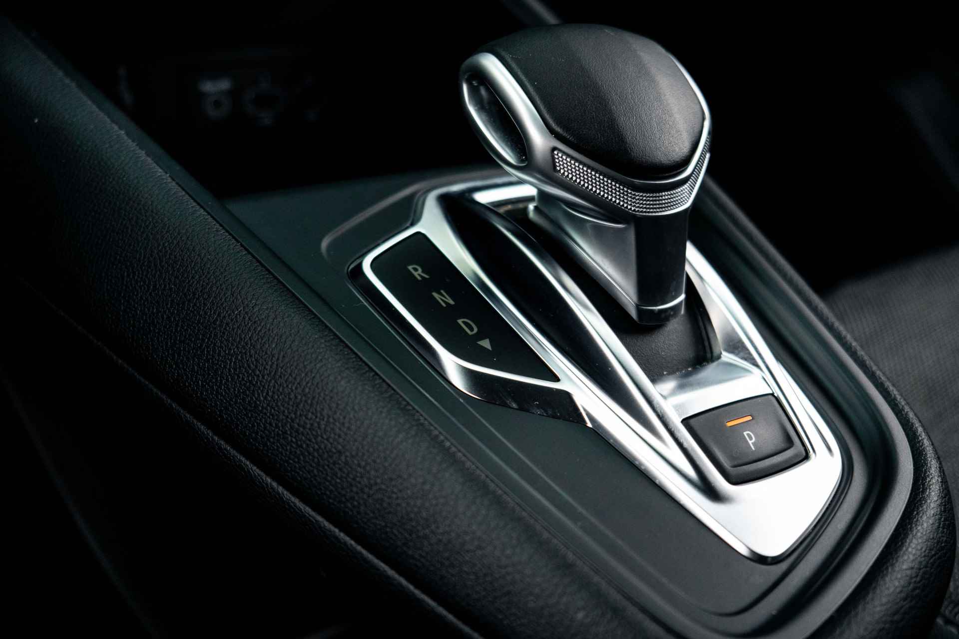 Renault Captur 1.3 TCe 130 AUT Intens Navigatie | Climat Control | Cruise | Camera | Sensoren | incl. Bovag rijklaarpakket met 12 maanden garantie | - 44/57