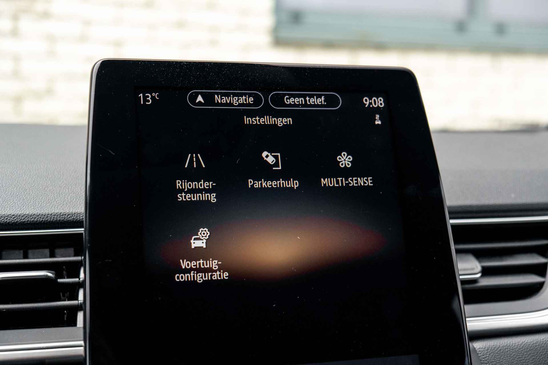 Renault Captur 1.3 TCe 130 AUT Intens Navigatie | Climat Control | Cruise | Camera | Sensoren | incl. Bovag rijklaarpakket met 12 maanden garantie | - 52/57