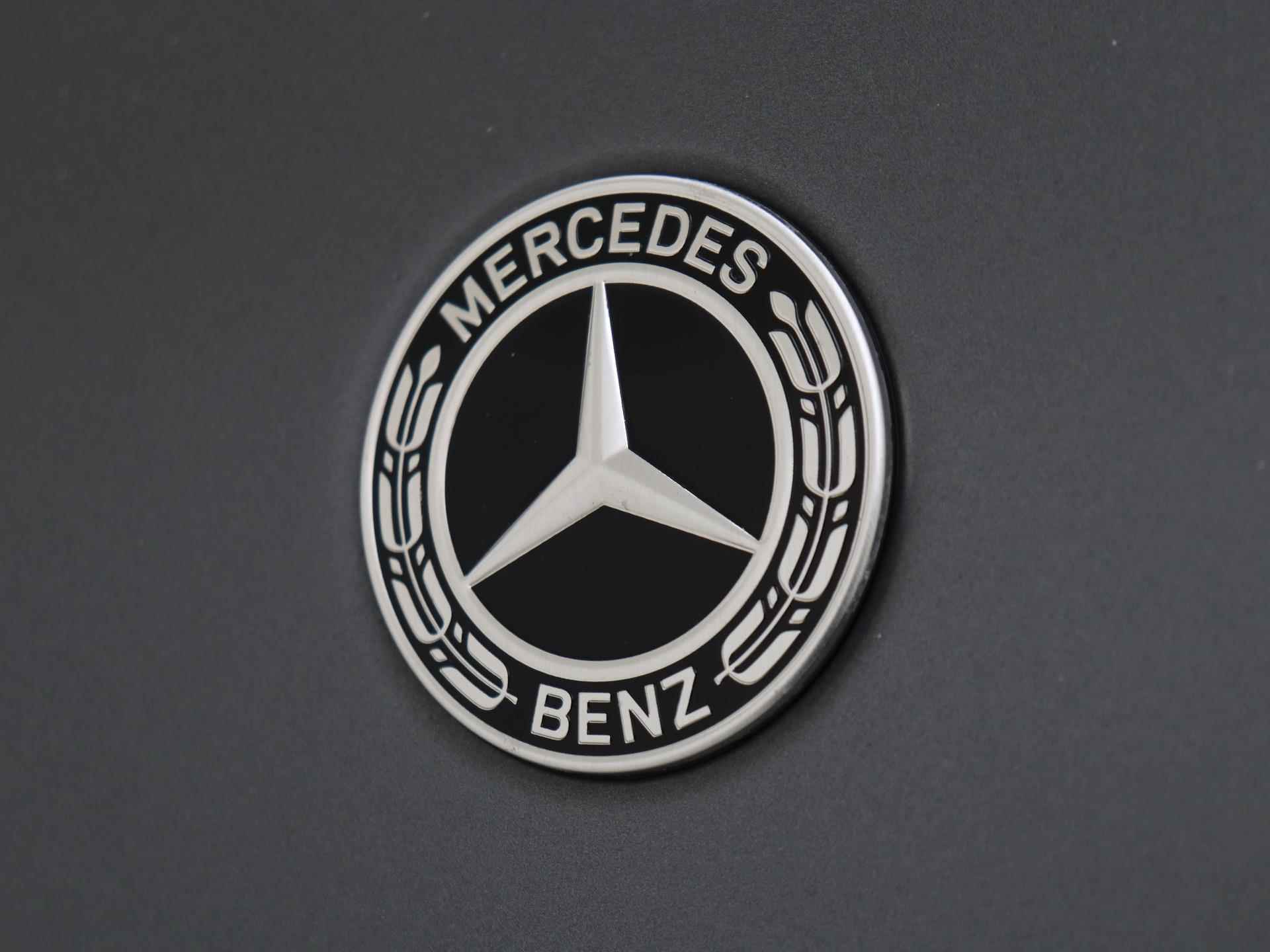 Mercedes-Benz GLC-klasse Coupé 300de 4MATIC Premium Plus / AMG/ Schuifdak/ 20 inch/ Burmester/ DISTRONIC/ Orig. Matgrijs/ BTW auto - 32/36
