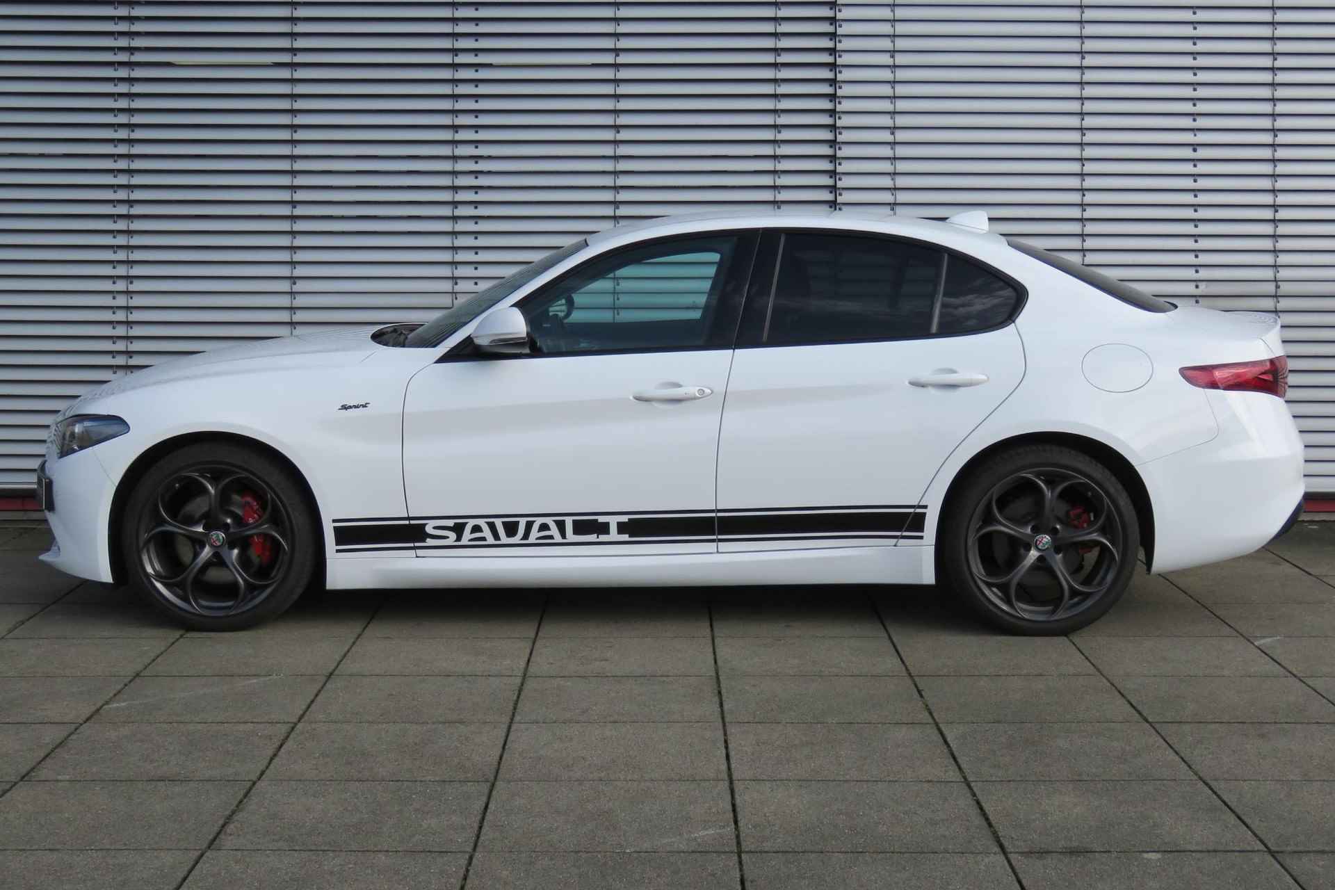 Alfa Romeo Giulia 2.0T Sprint | SAVALI - Edition | 19'' Velgen | Veloce Interieur | Adaptieve Cruise Control - 4/38