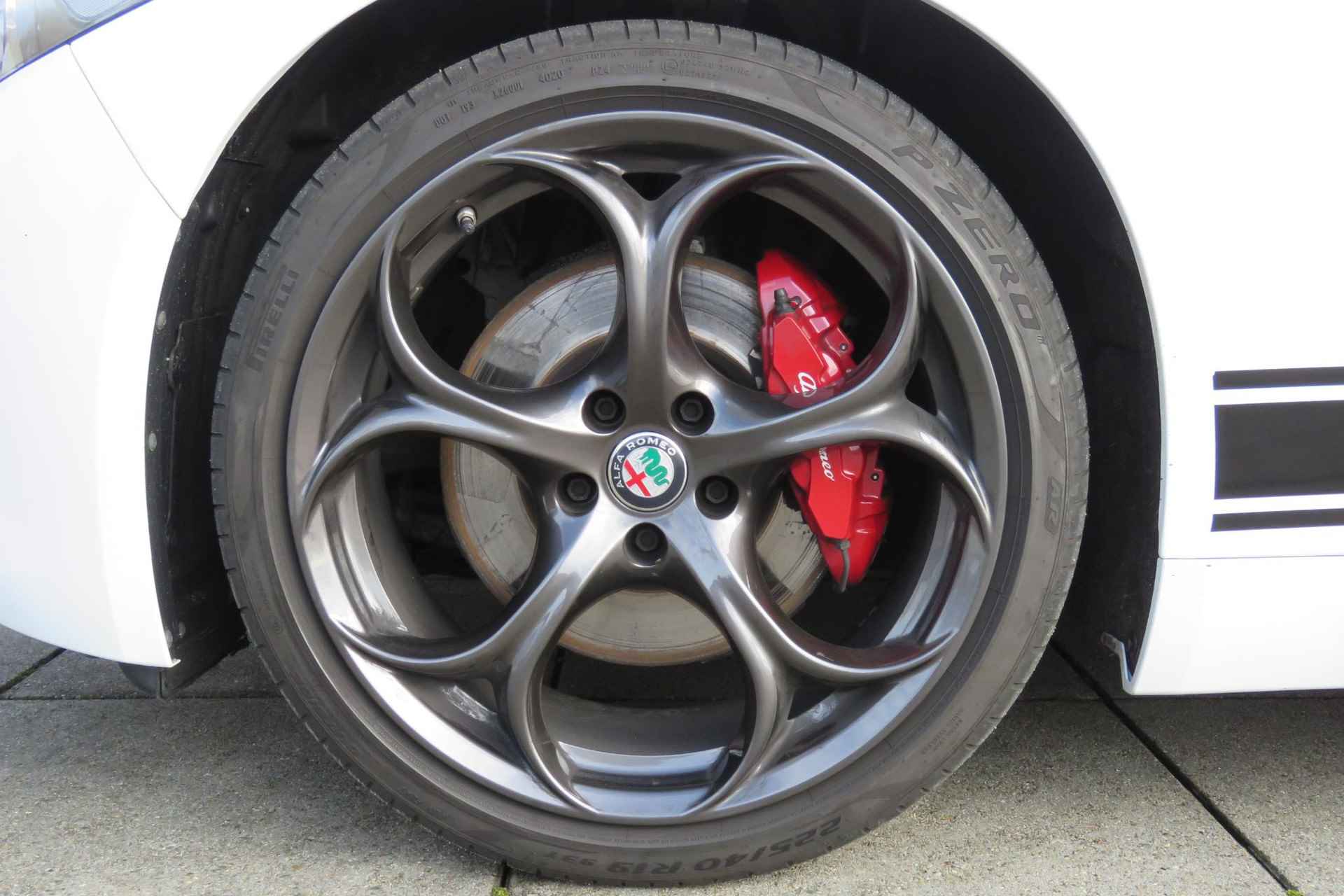 Alfa Romeo Giulia 2.0T Sprint | SAVALI - Edition | 19'' Velgen | Veloce Interieur | Adaptieve Cruise Control - 10/38