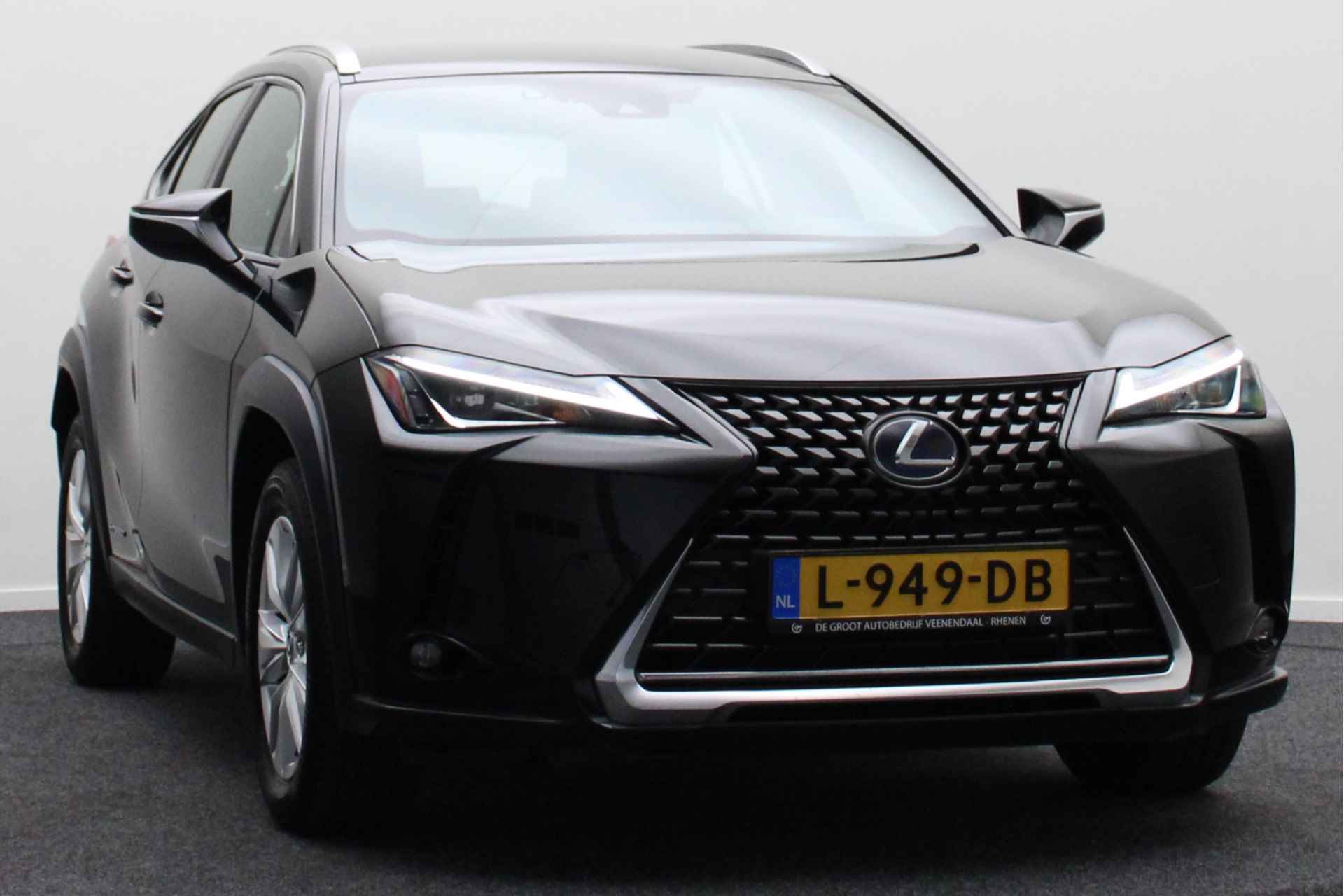 Lexus UX 250h Business Line Automaat LED, Navigatie, ACC, Camera, Bluetooth, Keyless, Grootlichtassistent, 17'' - 20/46