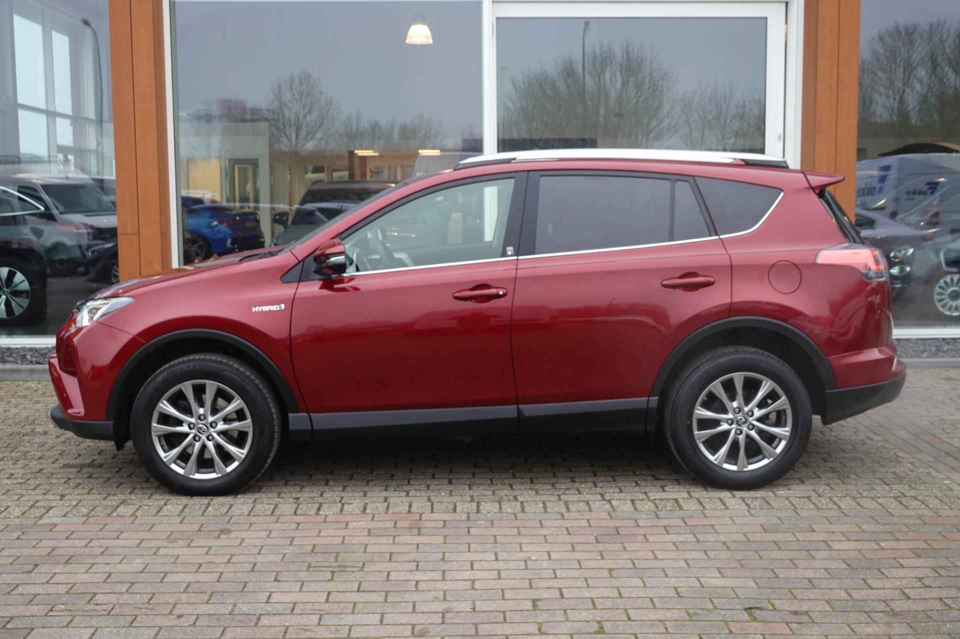 Toyota RAV4 2.5 Hybrid Executive - 3/41