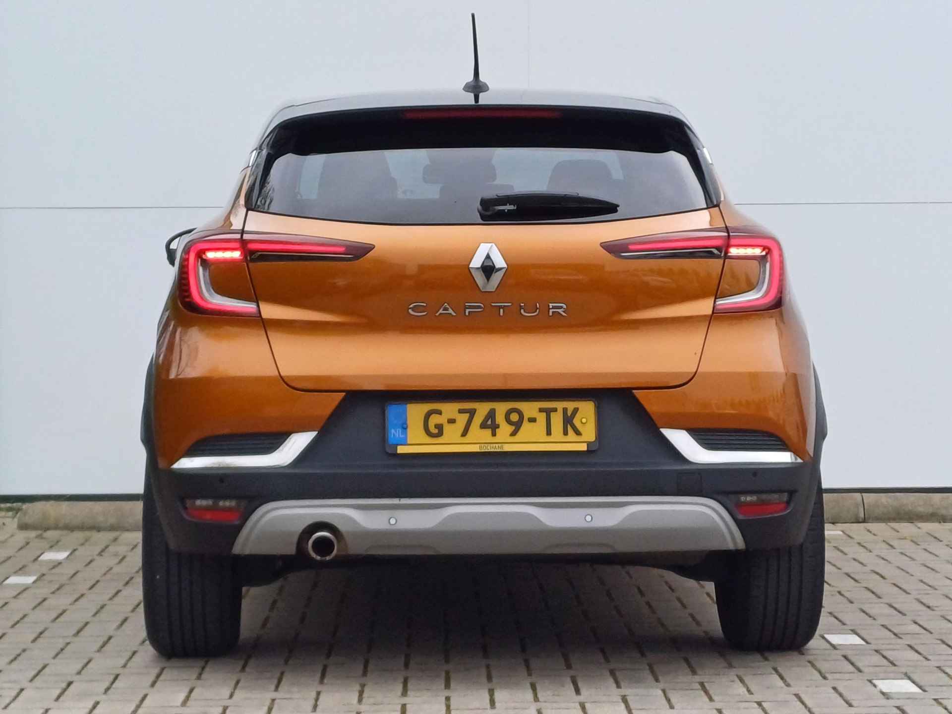 Renault Captur 1.0 TCe 100 Intens Navigatie / Parkeersensoren / Camera / LED / Climate Control / Privacy Glass - 11/34