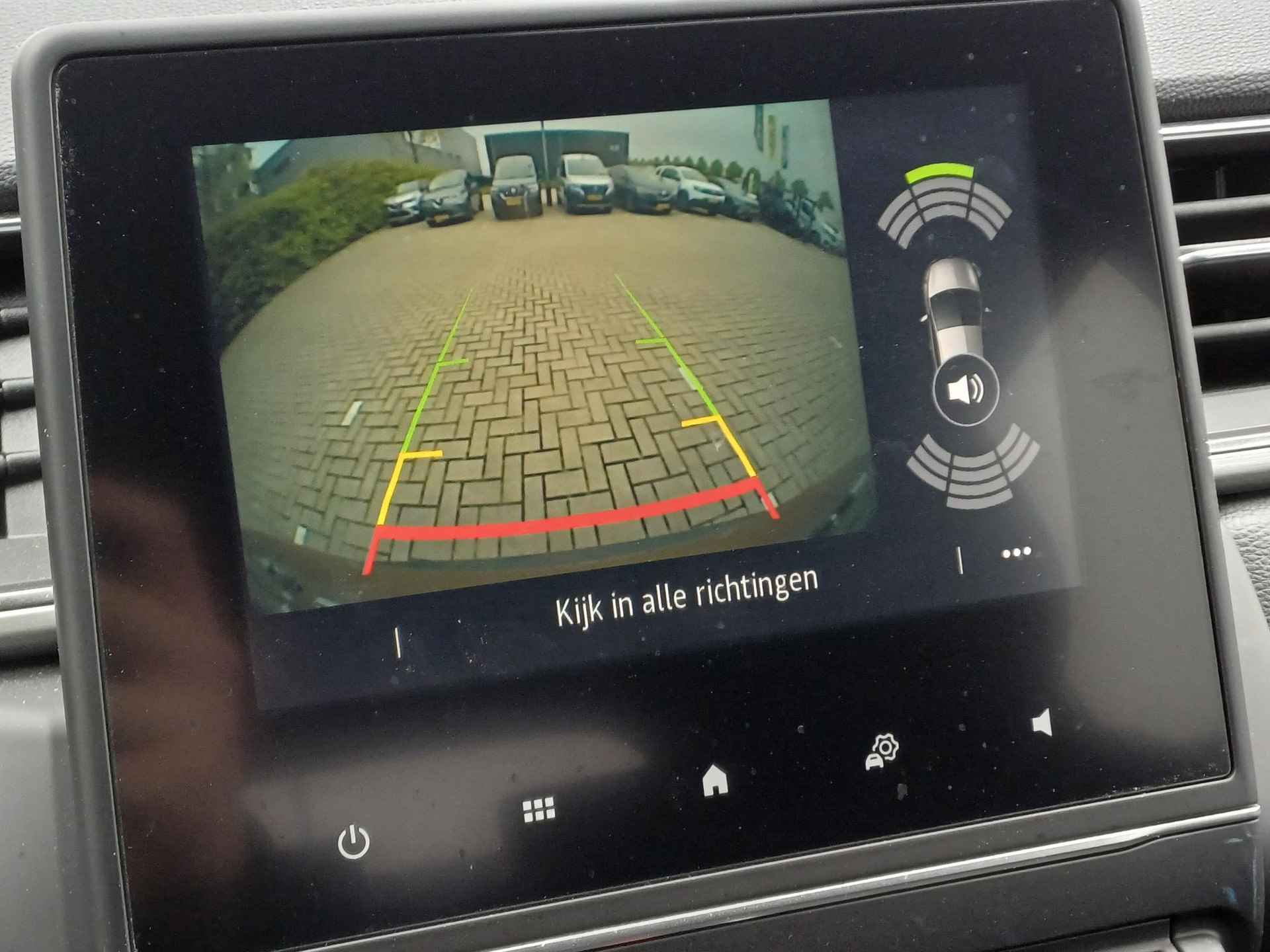 Renault Captur 1.0 TCe 100 Intens Navigatie / Parkeersensoren / Camera / LED / Climate Control / Privacy Glass - 24/34