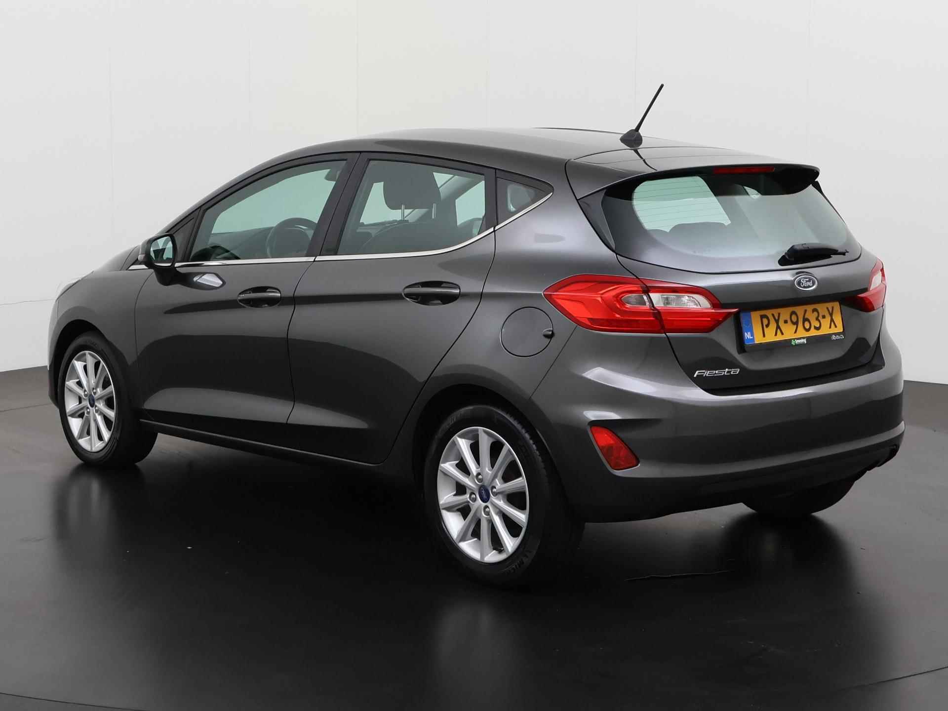 Ford Fiesta 1.5 TDCi Titanium | Apple/Android Carplay | Zondag Open! - 6/31