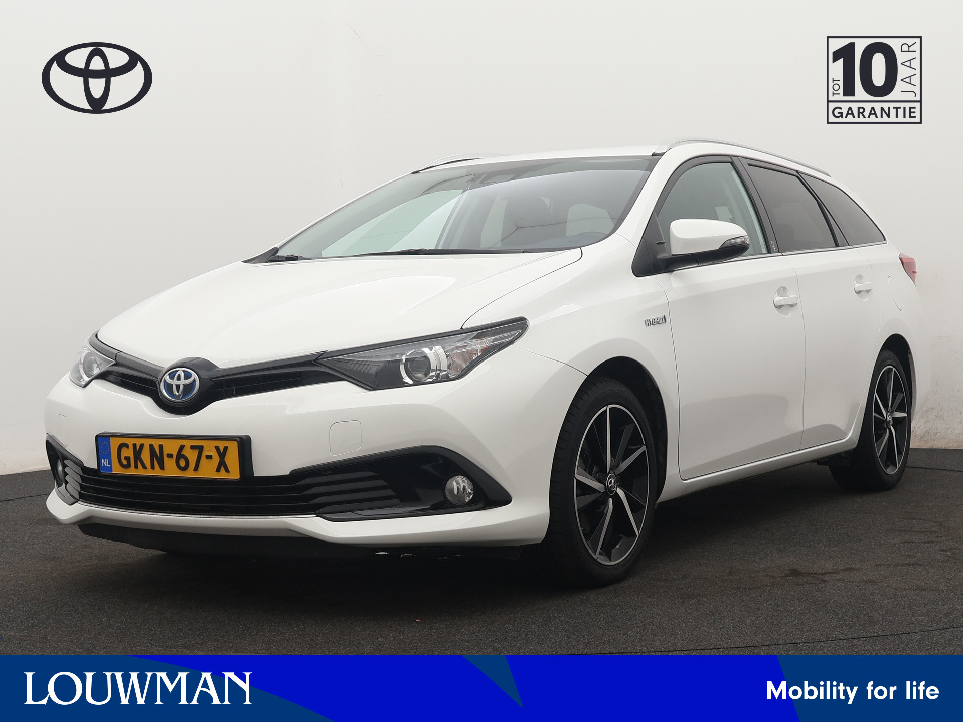 Toyota Auris Touring Sports 1.8 Hybrid Team D. Limited | LM velgen | Stoelverwarming |