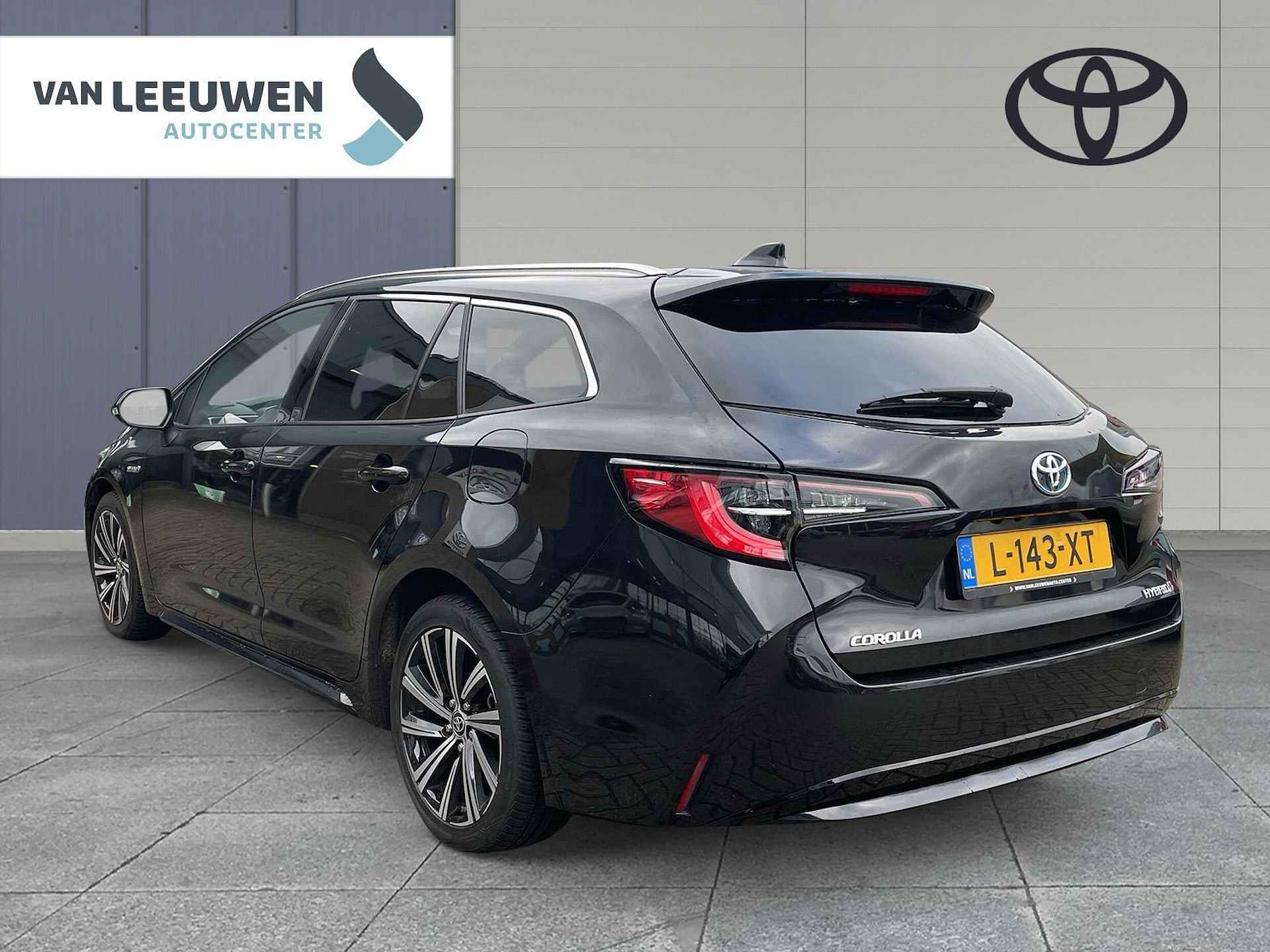 Toyota Corolla Touring Sports 1.8 Hybrid Dynamic - 7/17