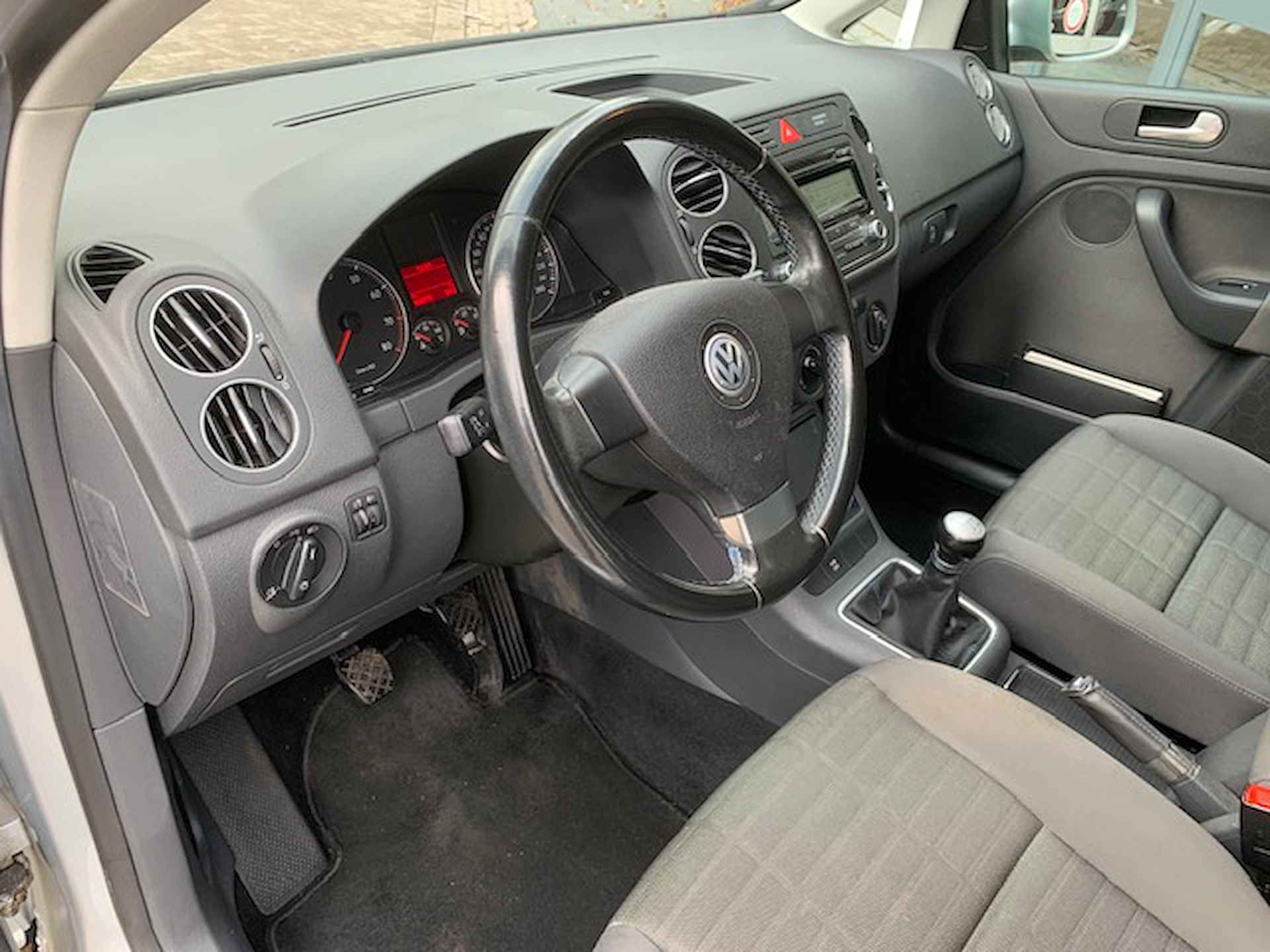 Volkswagen Golf Plus 1.6 FSI Optive 3, trekaak . - 11/27