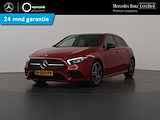 Mercedes-Benz A-klasse 180 AMG Line | Panoramadak | Achteruitrijcamera | Lederen bekleding | Stoelverwarming | Sfeerverlichting |