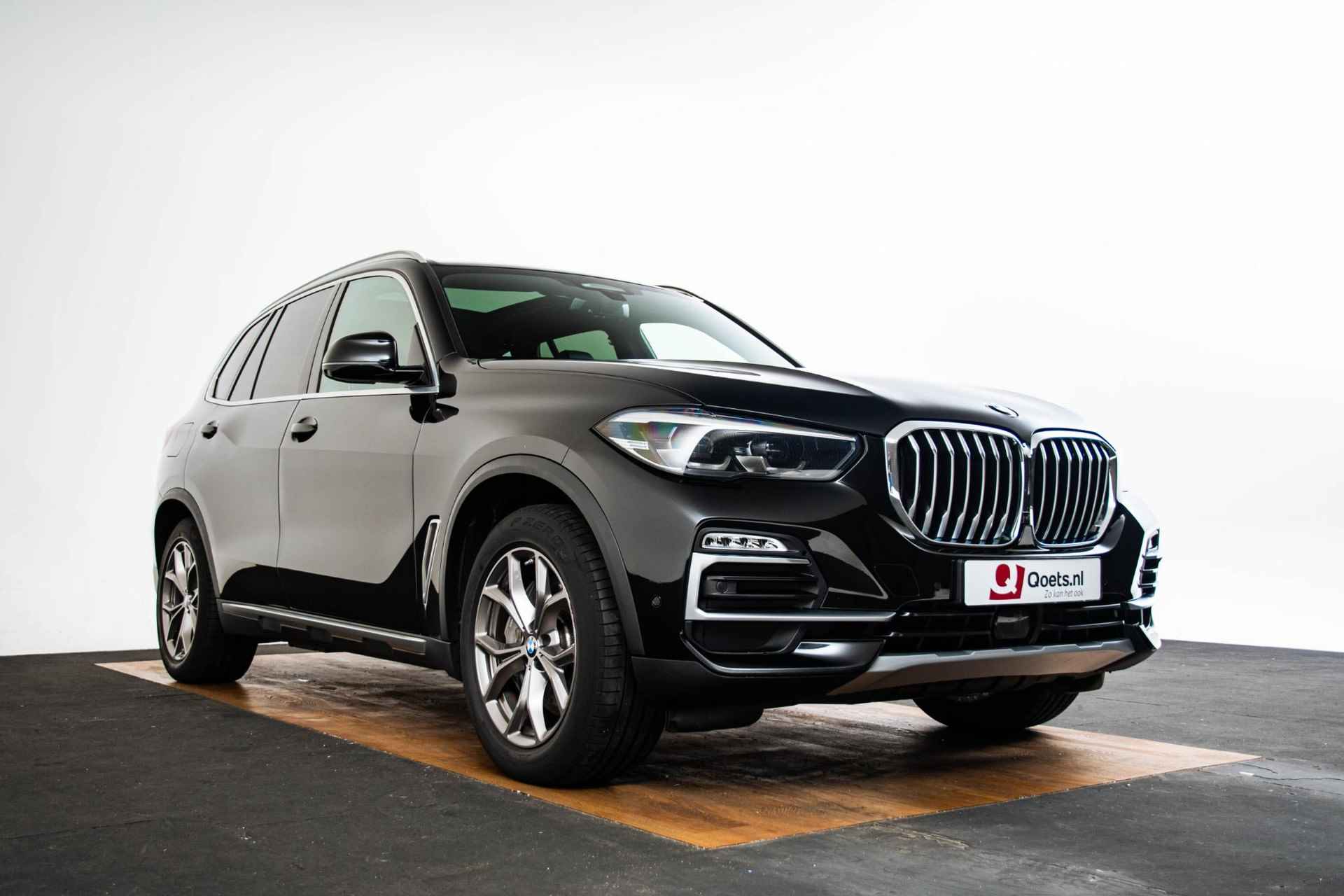 BMW X5 xDrive45e High Executive xLine - Bowers & Wilkins - Panoramadak - Driving Assistant Professional - Parking Assistant Plus - Active Steering - Privacy Glas - Ambiance verlichting - 57/63