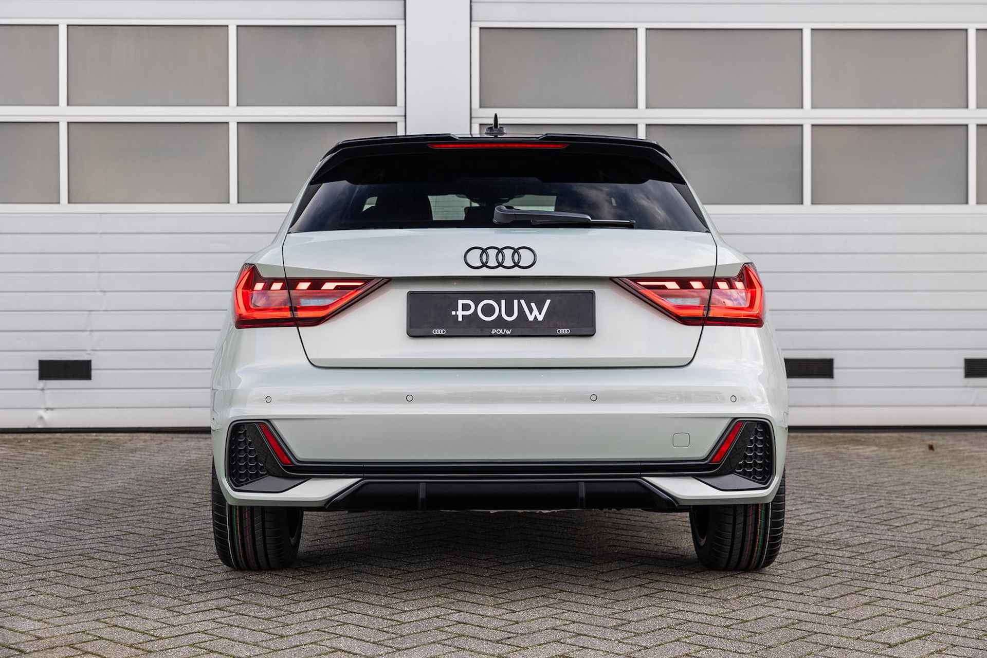 Audi A1 Sportback 25 TFSI 95pk S Edition | 17" Velgen | Stoelverwarming - 10/44