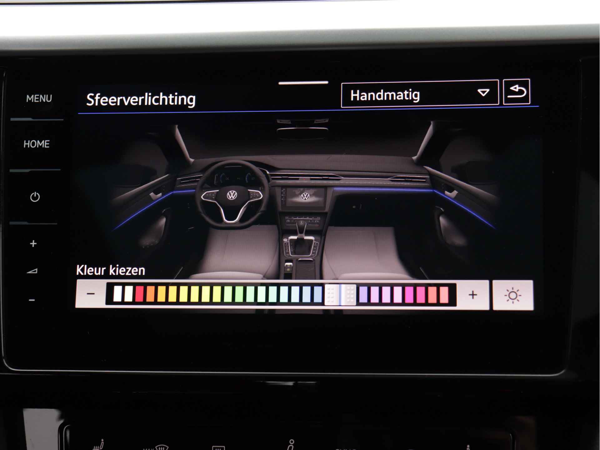 Volkswagen Arteon Shooting Brake 1.4 TSI eHybrid R-Line | Panoramadak | Trekhaak | Dynamic chassis | 360° camera | Navi 'Pro' | Stoelverwarming V+A | Dodehoekdetectie | Verlengde garantie tot 06-07-2026 of eerder 100.000km - 63/87