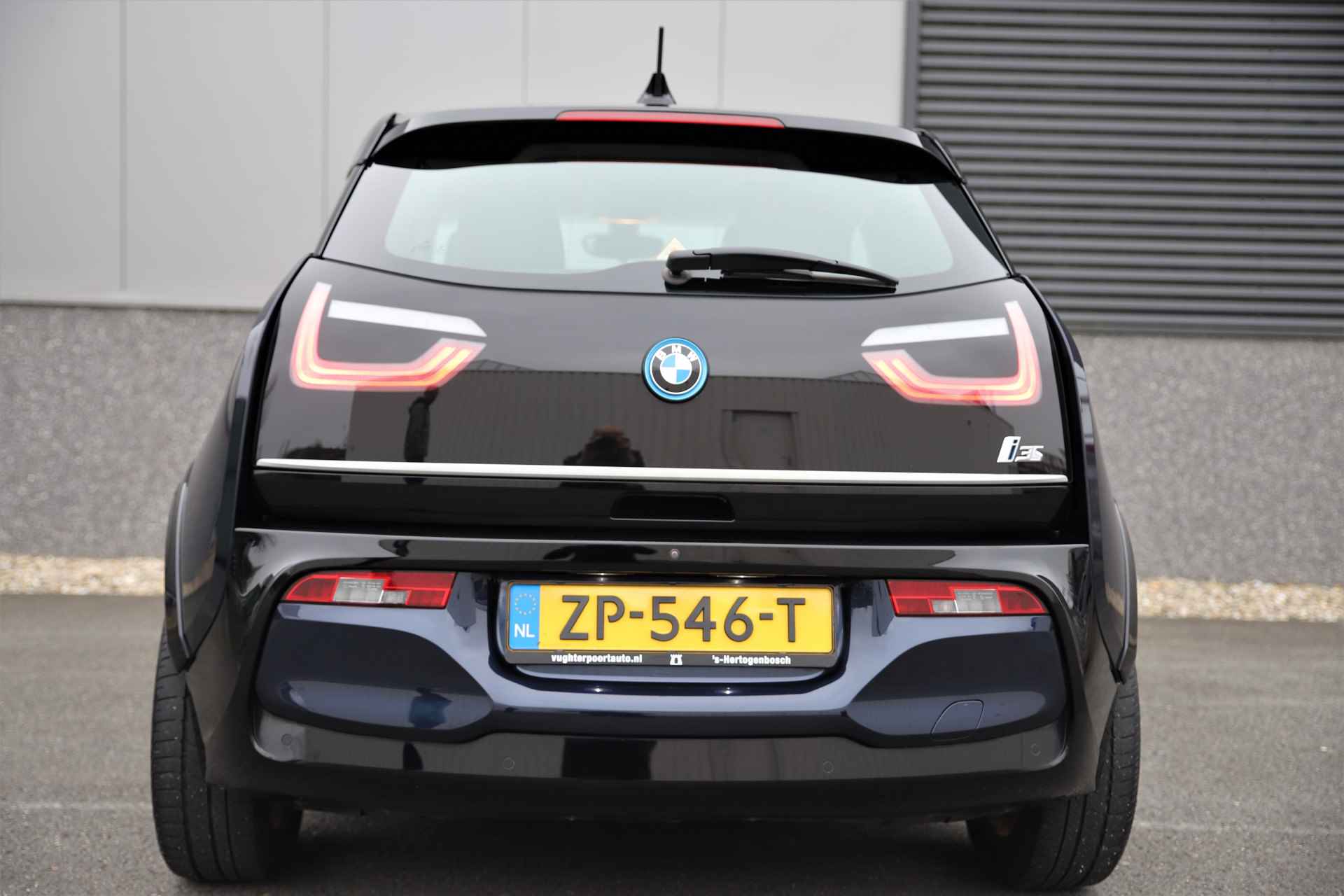 BMW i3 S 184pk Executive 120Ah 42 kWh/W-pomp/20"Jetblack/3-fase/Camera - 16/46