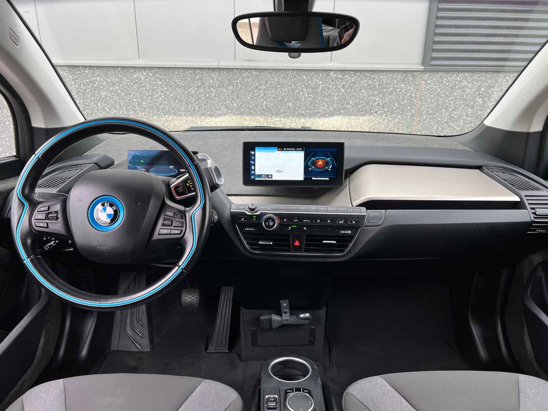 BMW i3 S 184pk Executive 120Ah 42 kWh/W-pomp/20"Jetblack/3-fase/Camera - 43/46