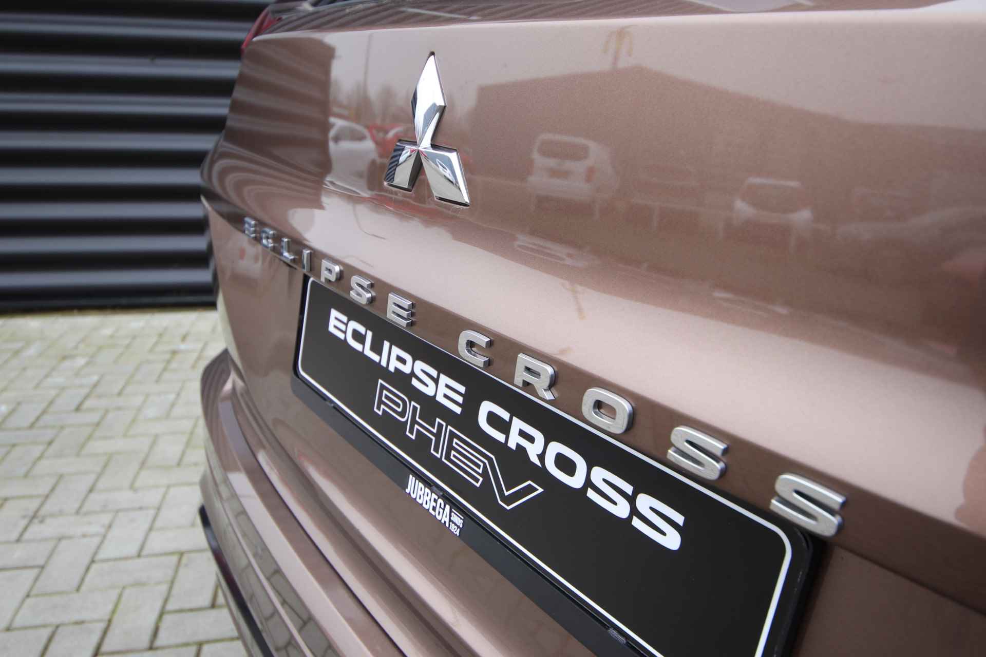 Mitsubishi Eclipse Cross 2.4 PHEV Executive NIEUW, New Bronze € 8.887,- Voordeel! - 10/67