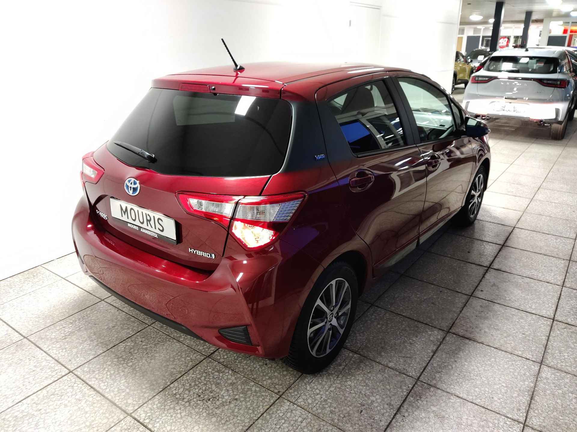 Toyota Yaris 1.5 Hybrid Y20 - 4/27