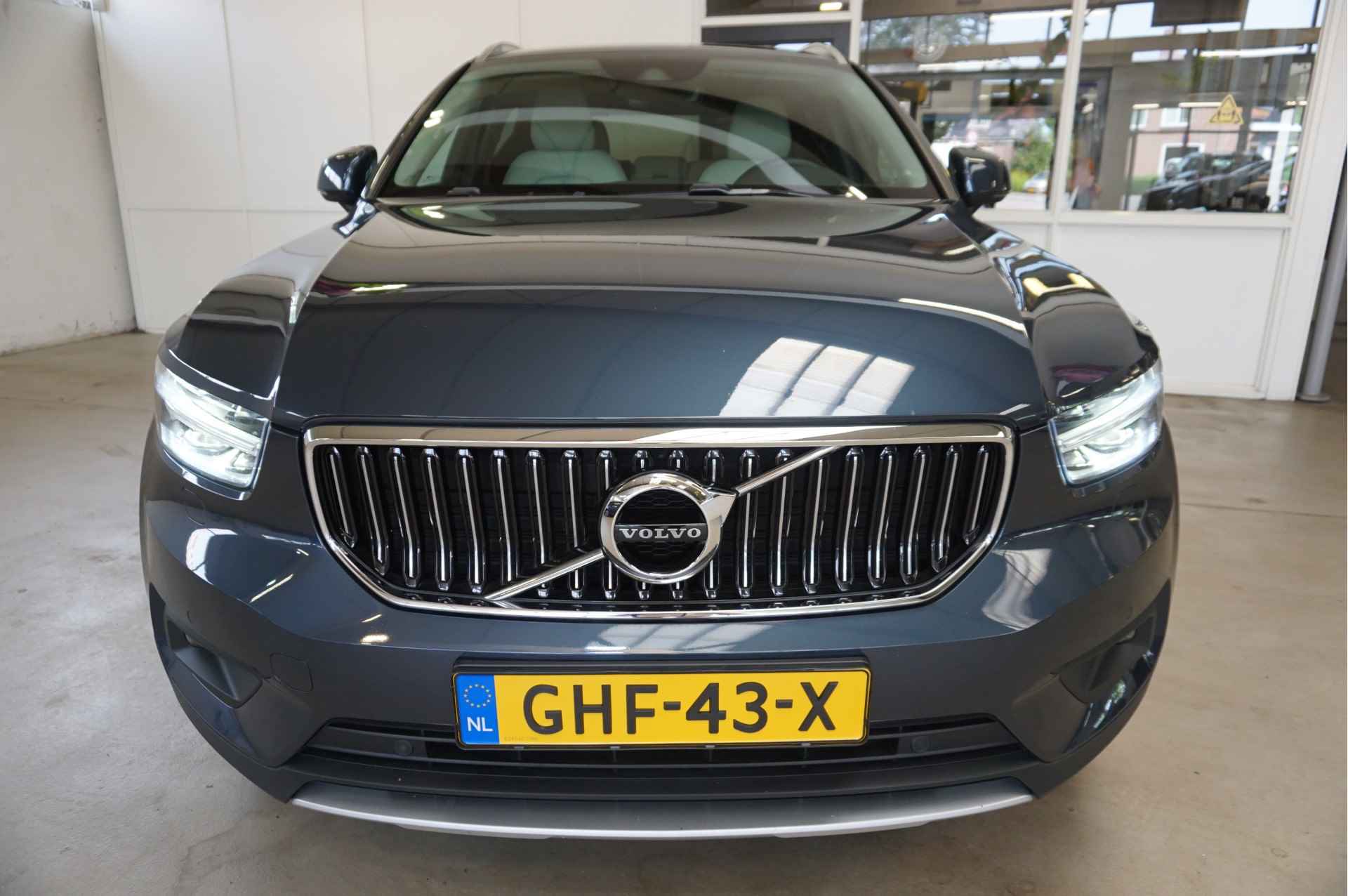 Volvo XC40 2.0 B4 AWD Inscription Trekh. Leder Harman/Kardon - 18/56