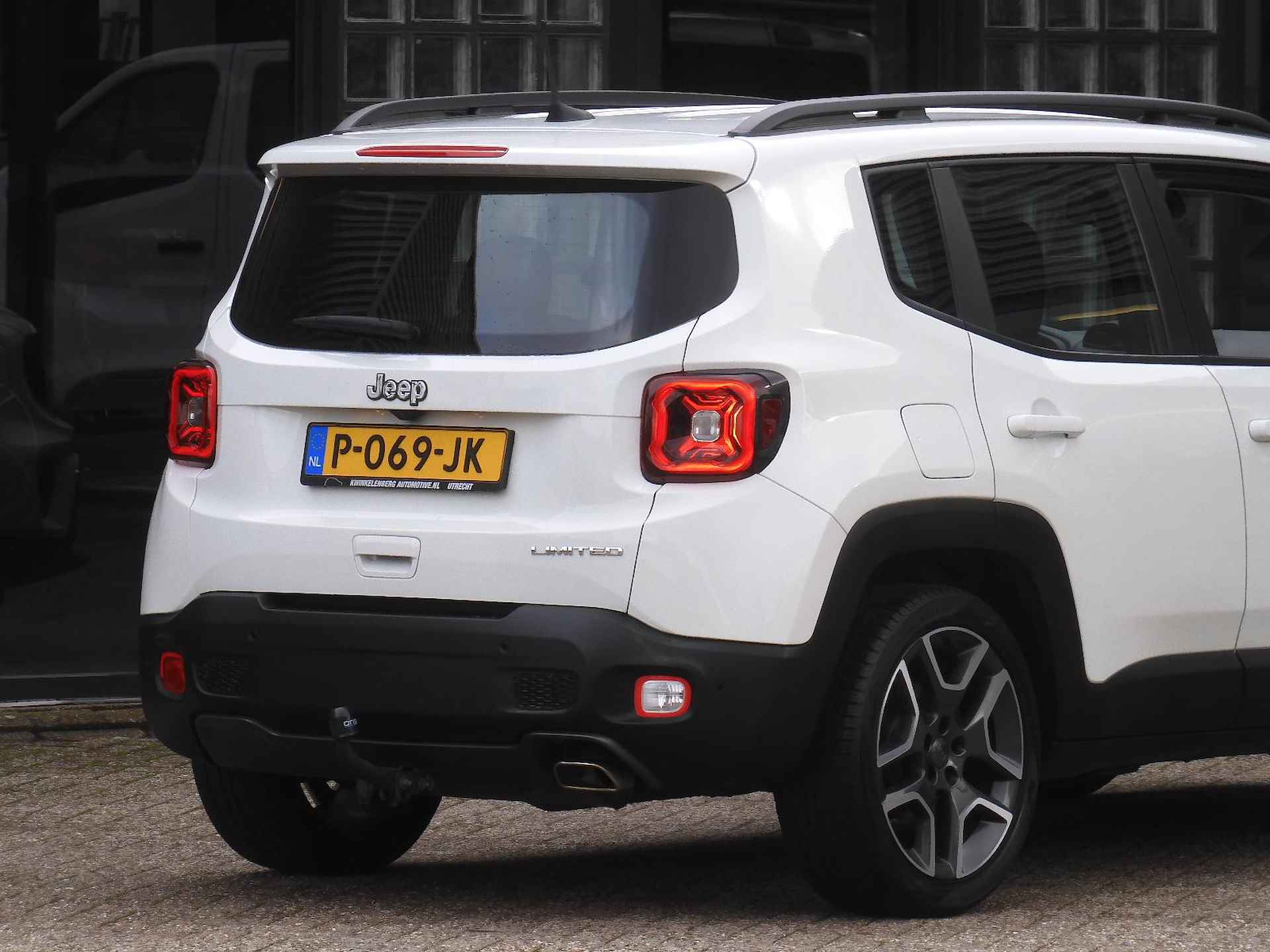 Jeep Renegade 1.3T-e LIMITED/ BEATS AUDIO/ TREKHAAK/ WINTER PACK - 22/35