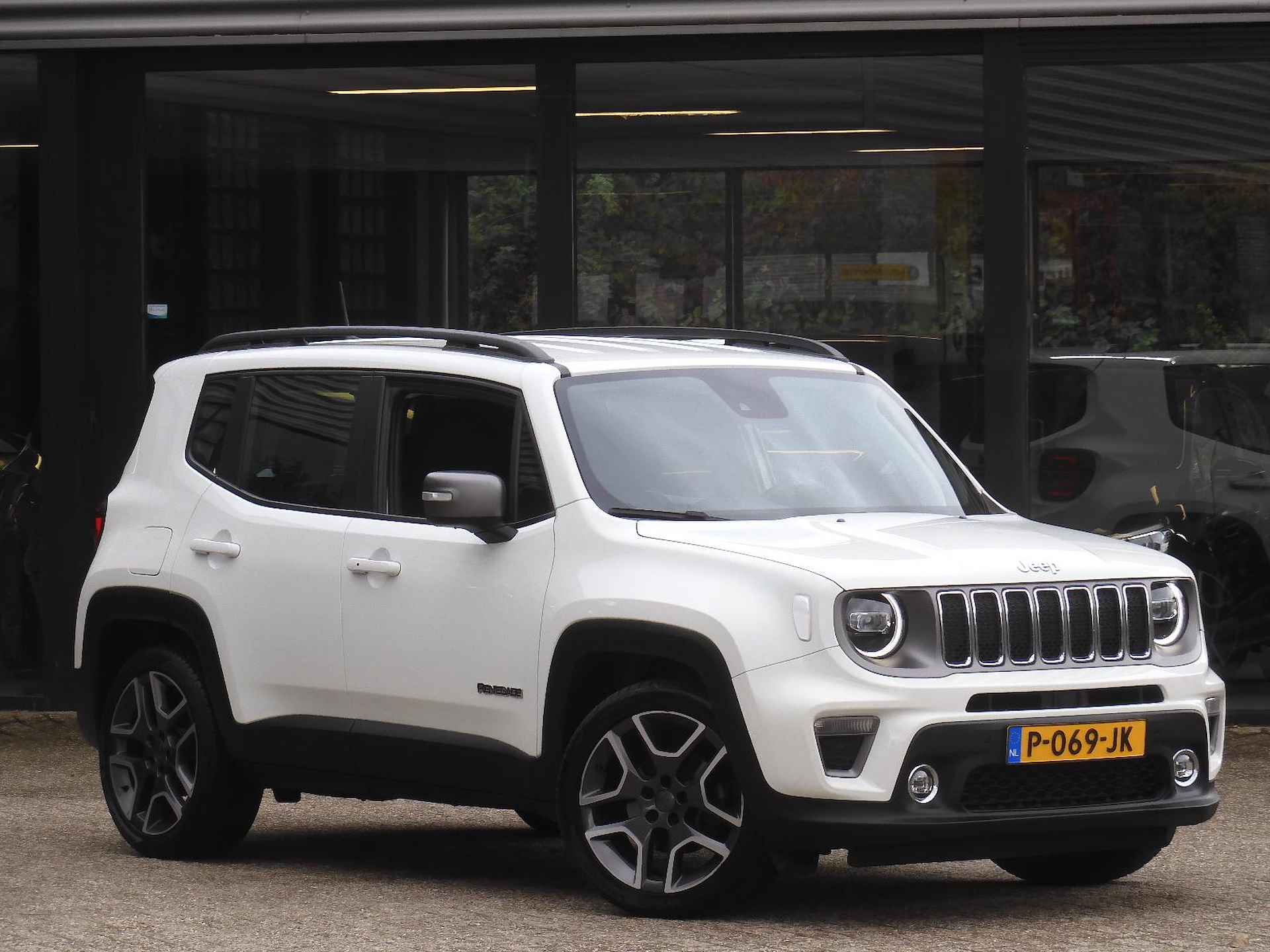 Jeep Renegade 1.3T-e LIMITED/ BEATS AUDIO/ TREKHAAK/ WINTER PACK - 26/35