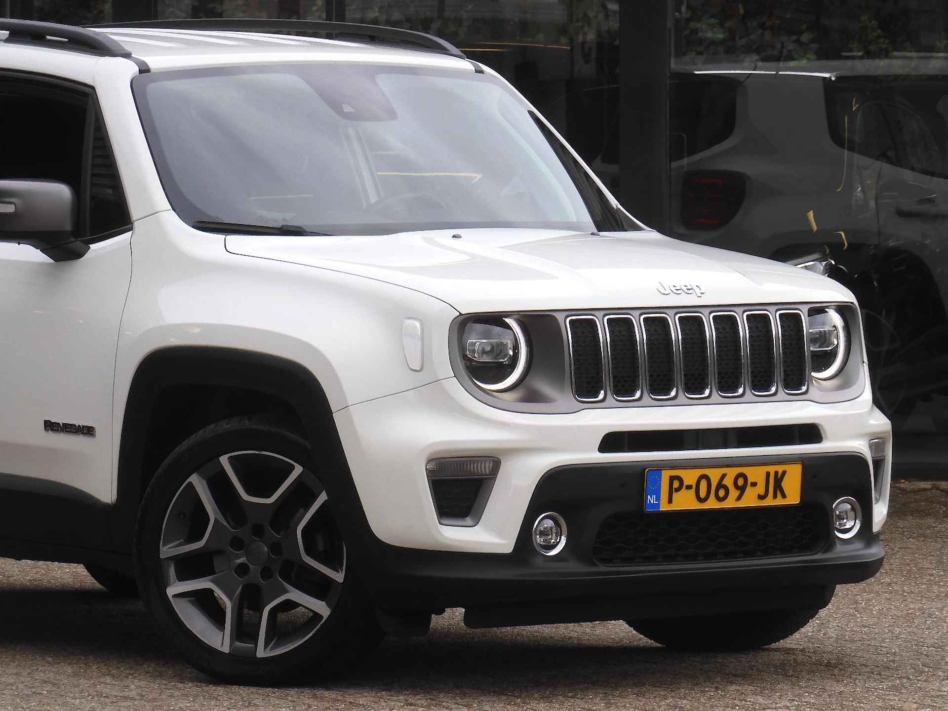 Jeep Renegade 1.3T-e LIMITED/ BEATS AUDIO/ TREKHAAK/ WINTER PACK - 27/35