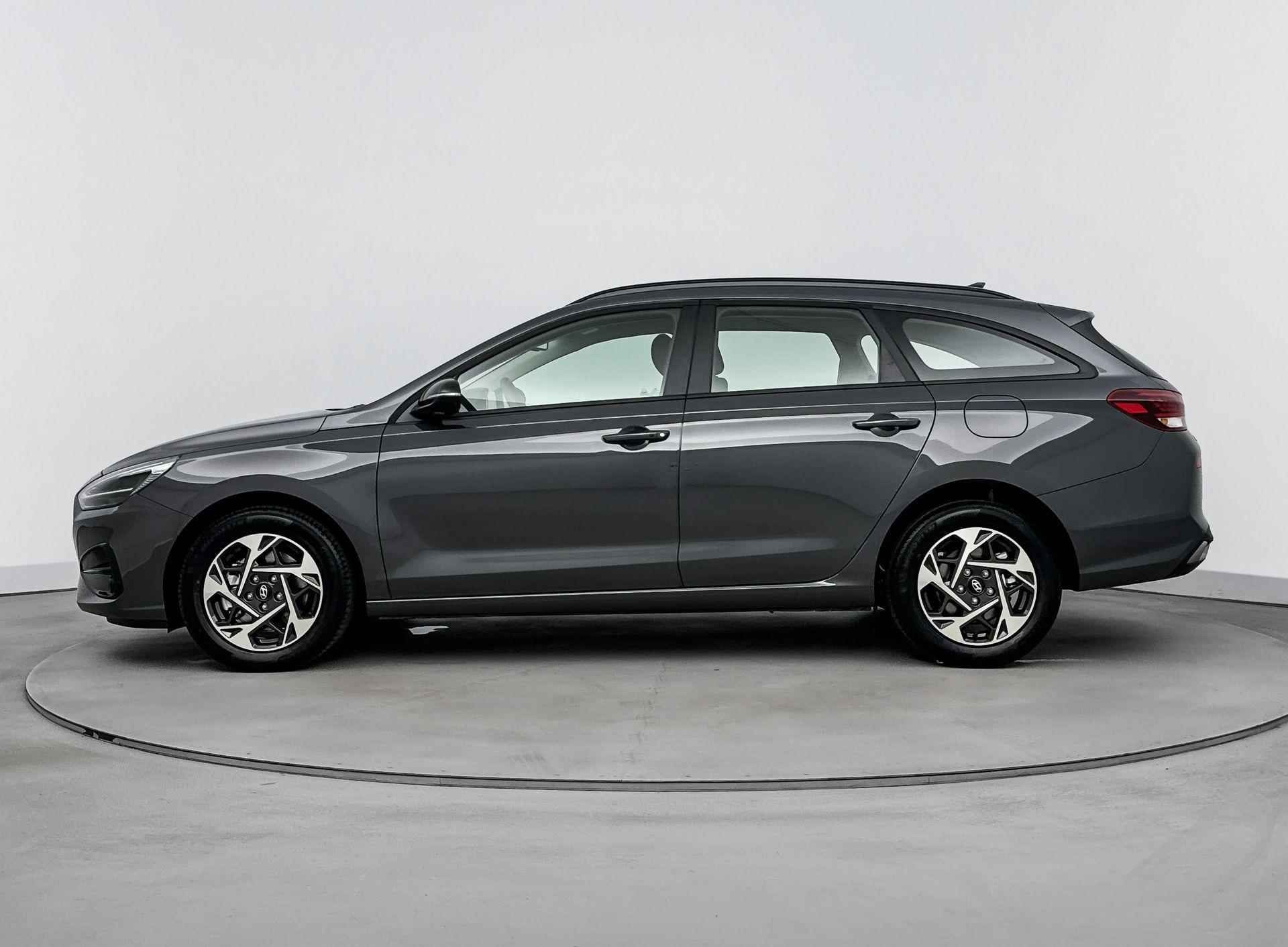 Hyundai i30 Wagon 1.0 T-GDi MHEV Comfort | Incl. €1500,- Smart Bonus! | Nieuwste model! | Navigatie | Apple Carplay | Camera | Parkeersensoren | - 4/29