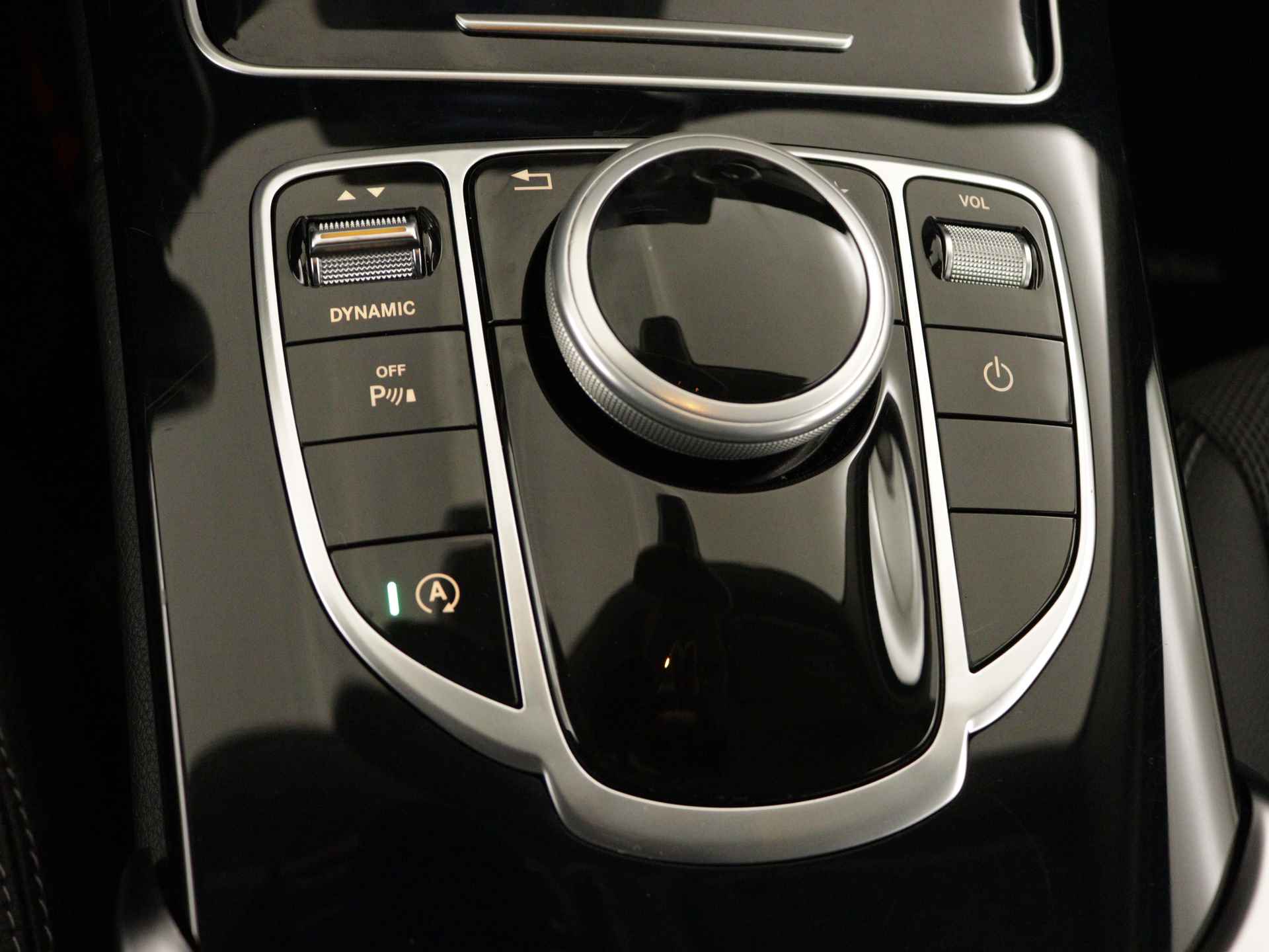 Mercedes-Benz C-Klasse 180 Avantgarde | Parkeerpakket met camera | LED | Navigatie | Cruise Control | - 11/39
