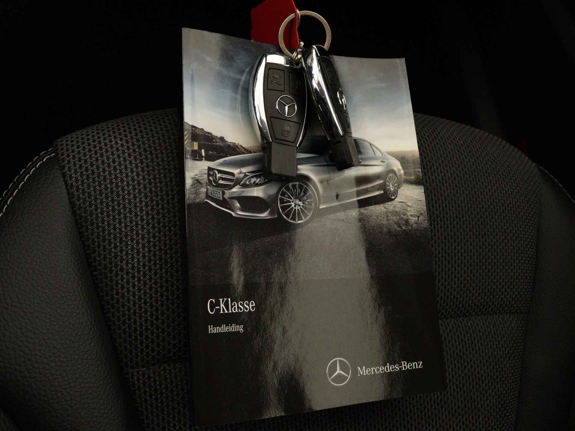 Mercedes-Benz C-Klasse 180 Avantgarde | Parkeerpakket met camera | LED | Navigatie | Cruise Control | - 12/39