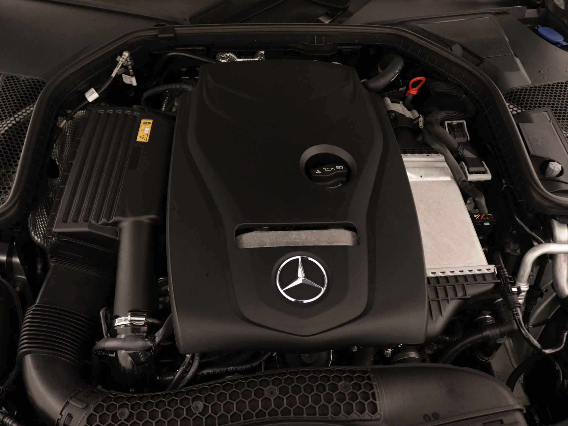 Mercedes-Benz C-Klasse 180 Avantgarde | Parkeerpakket met camera | LED | Navigatie | Cruise Control | - 36/39